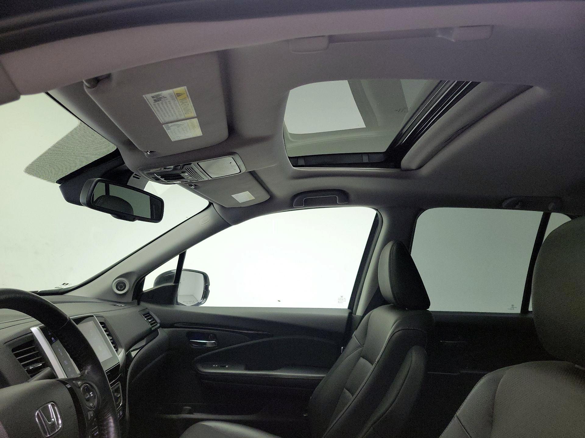 Thumbnail: 2017 Honda Ridgeline - 20