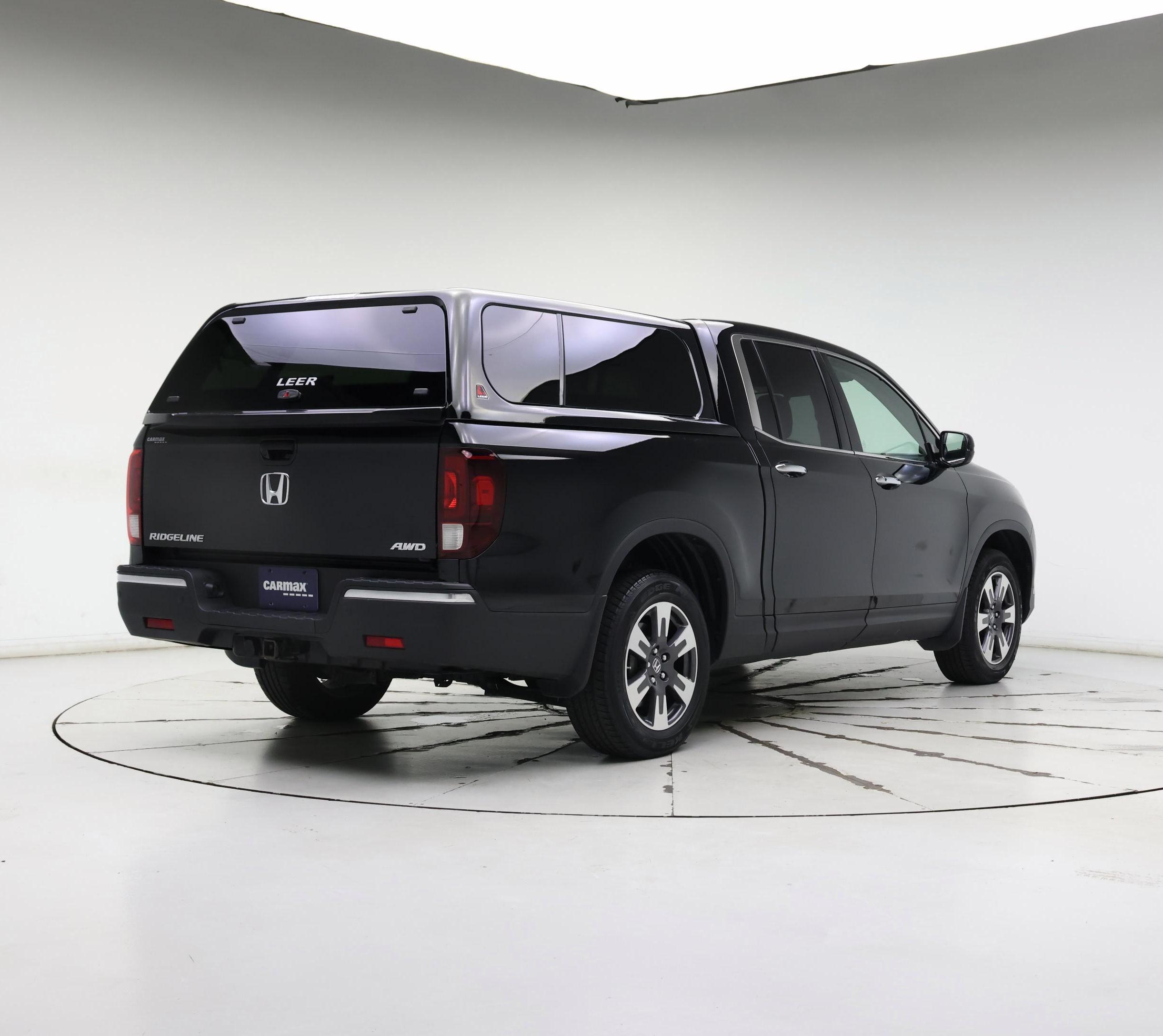 Thumbnail: 2017 Honda Ridgeline - 8