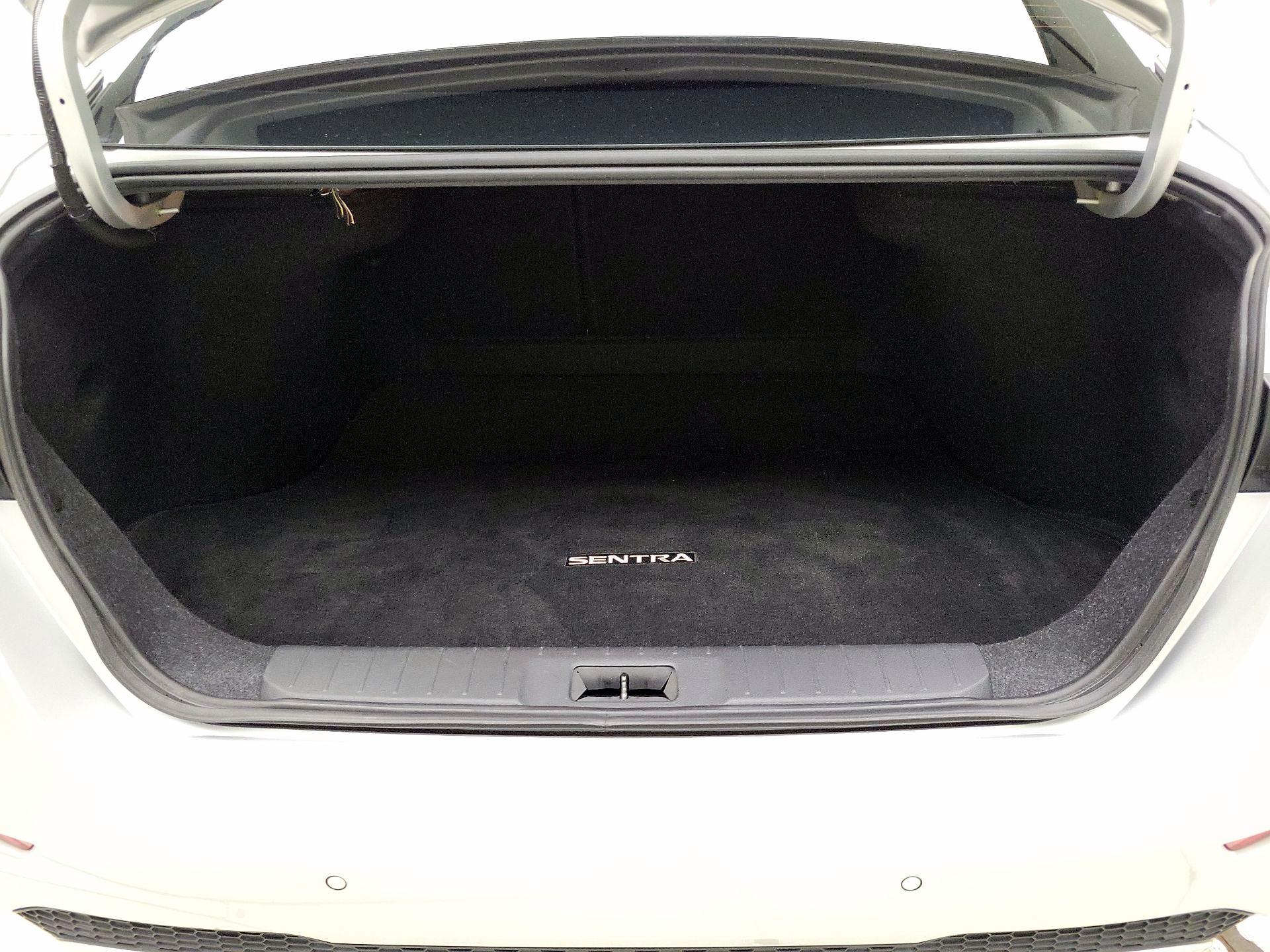 Thumbnail: 2021 Nissan Sentra - 20