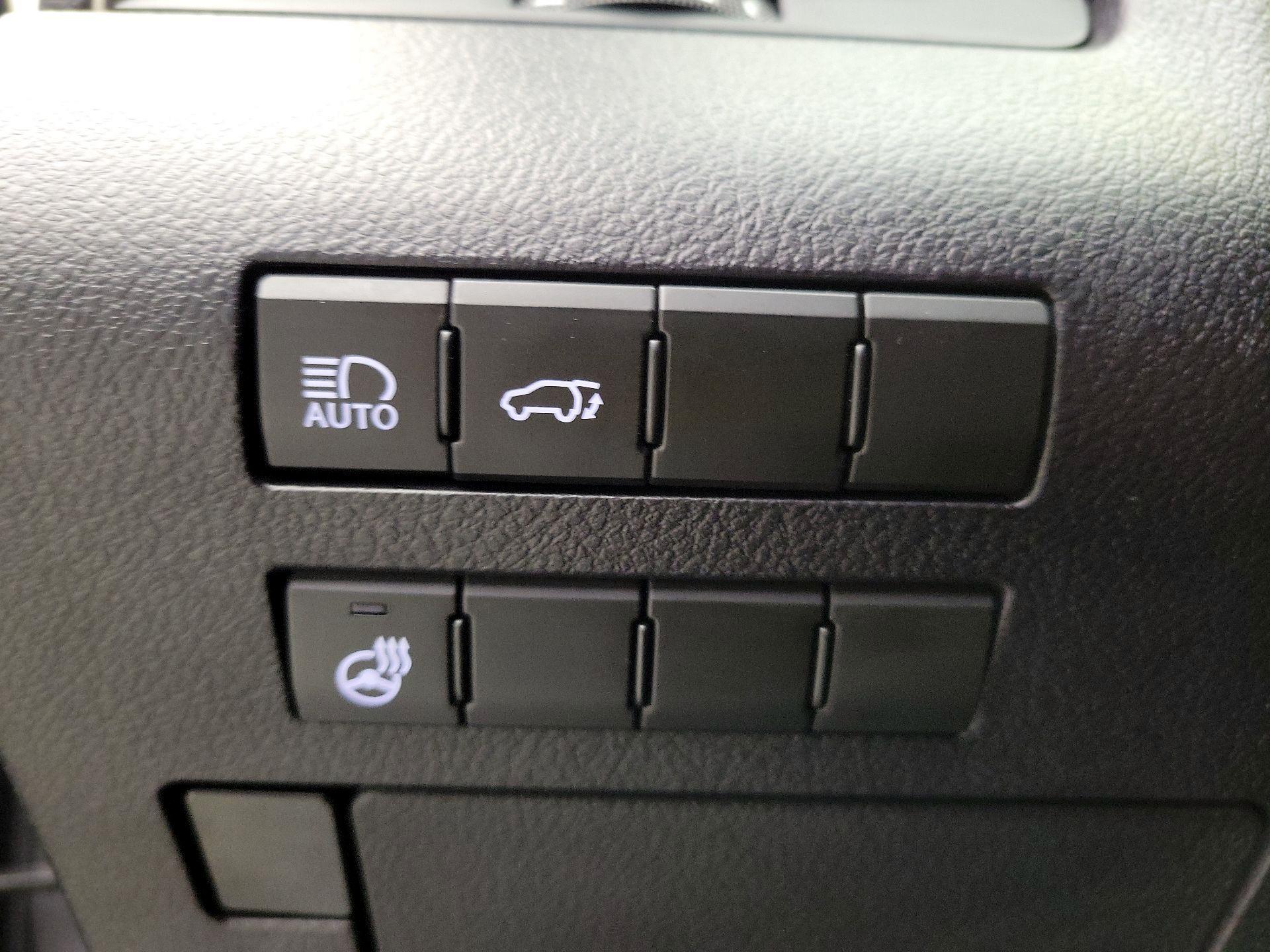 Thumbnail: 2022 Lexus RX - 13