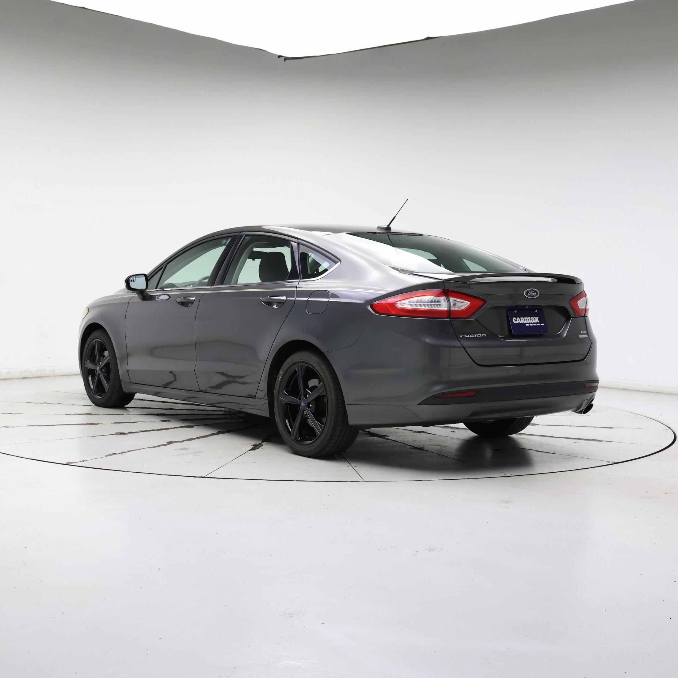 Thumbnail: 2016 Ford Fusion - 2