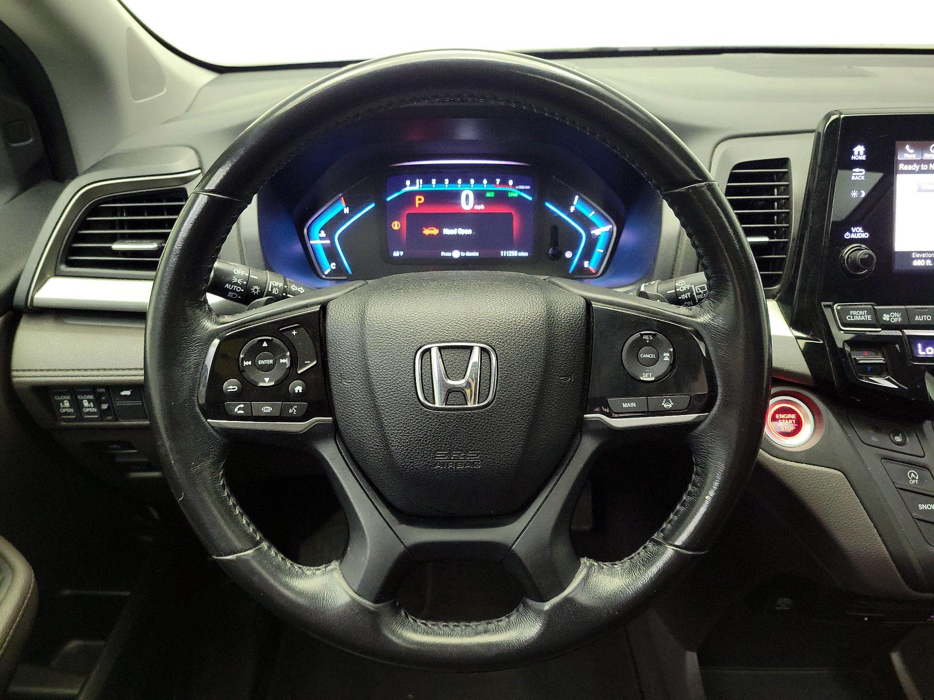 Thumbnail: 2018 Honda Odyssey - 10