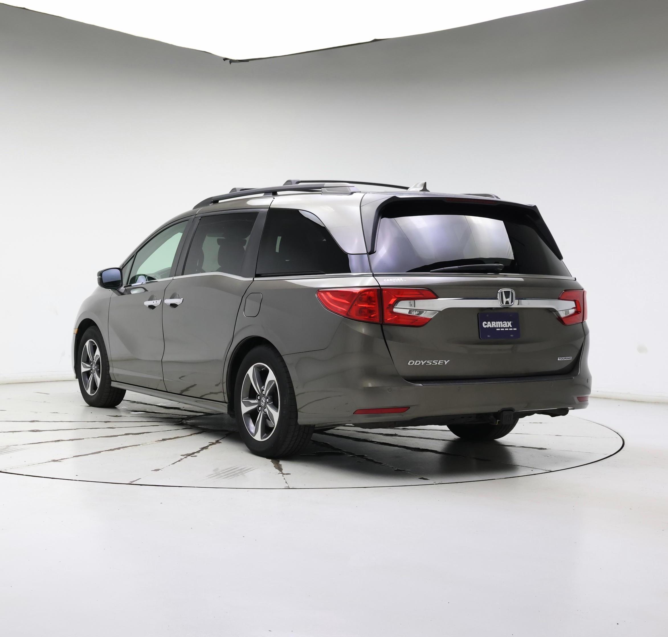 Thumbnail: 2018 Honda Odyssey - 2