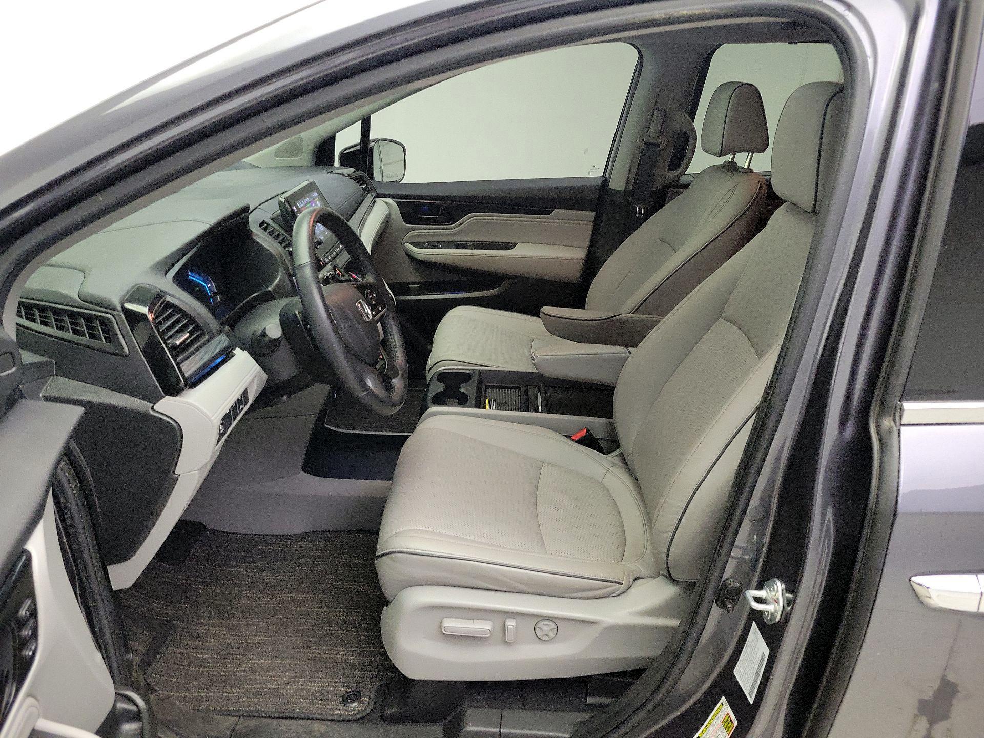 Thumbnail: 2023 Honda Odyssey - 11