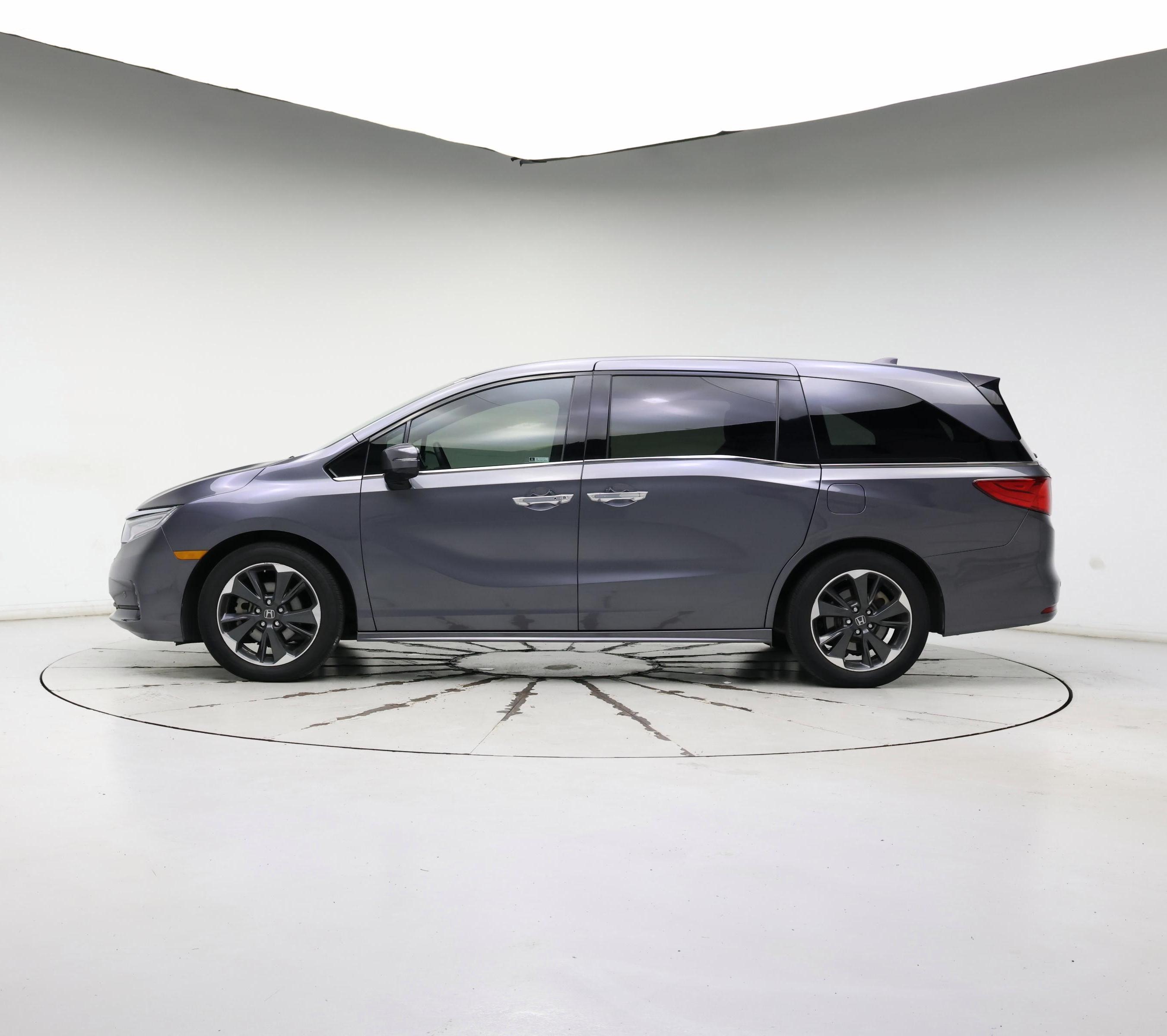 Thumbnail: 2023 Honda Odyssey - 3