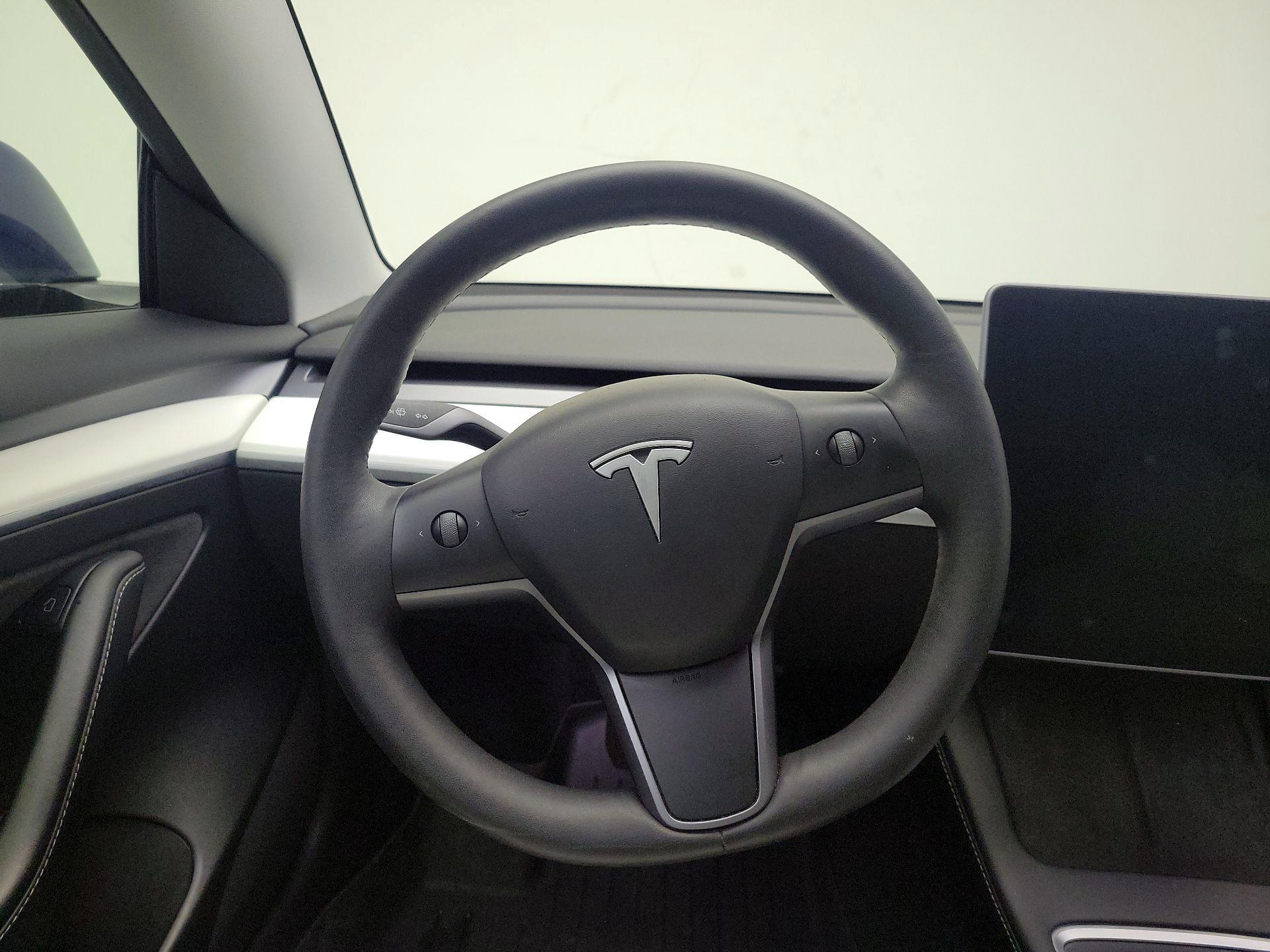 Thumbnail: 2022 Tesla Model 3 - 10