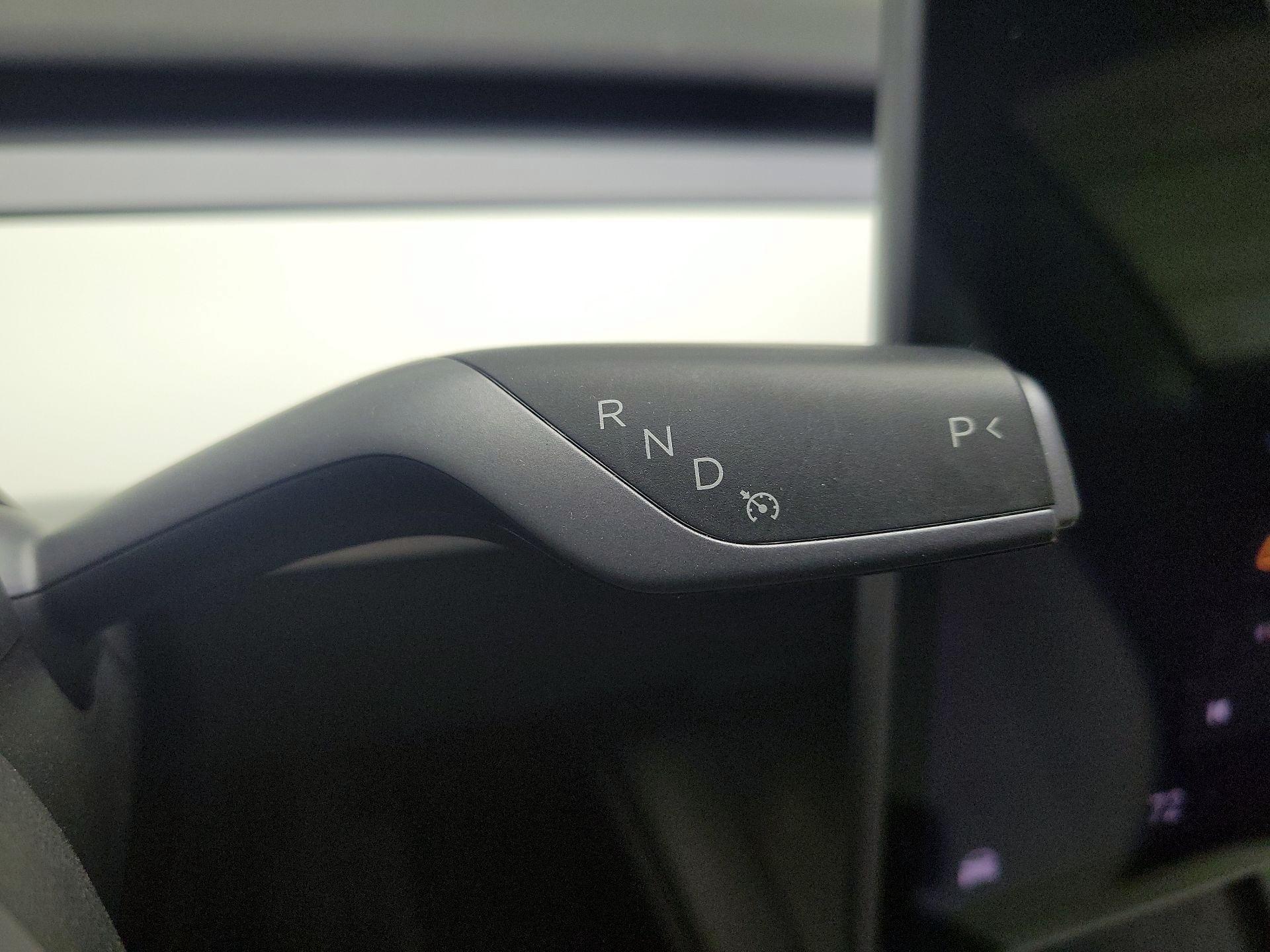 Thumbnail: 2022 Tesla Model 3 - 17