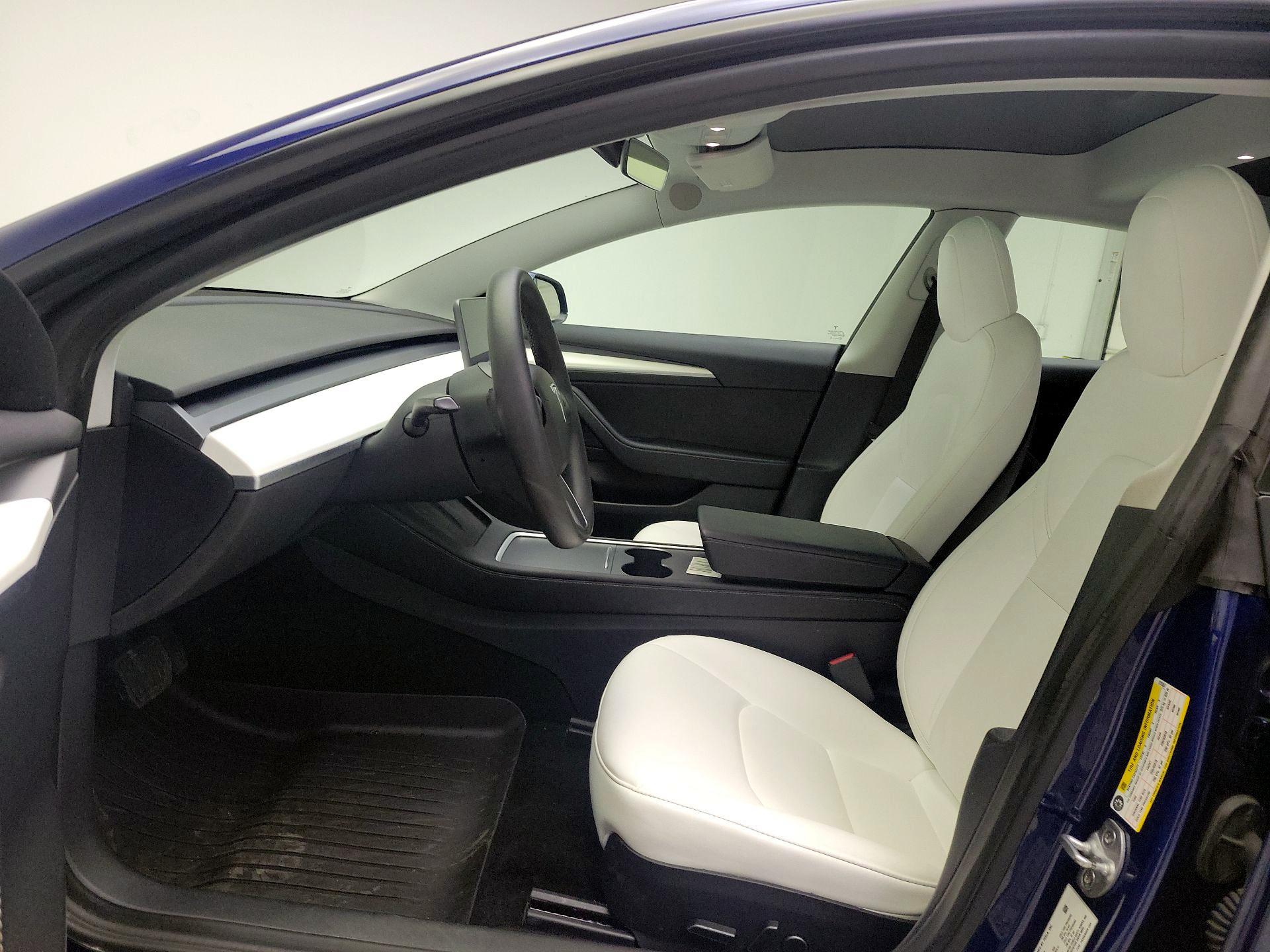 Thumbnail: 2022 Tesla Model 3 - 18