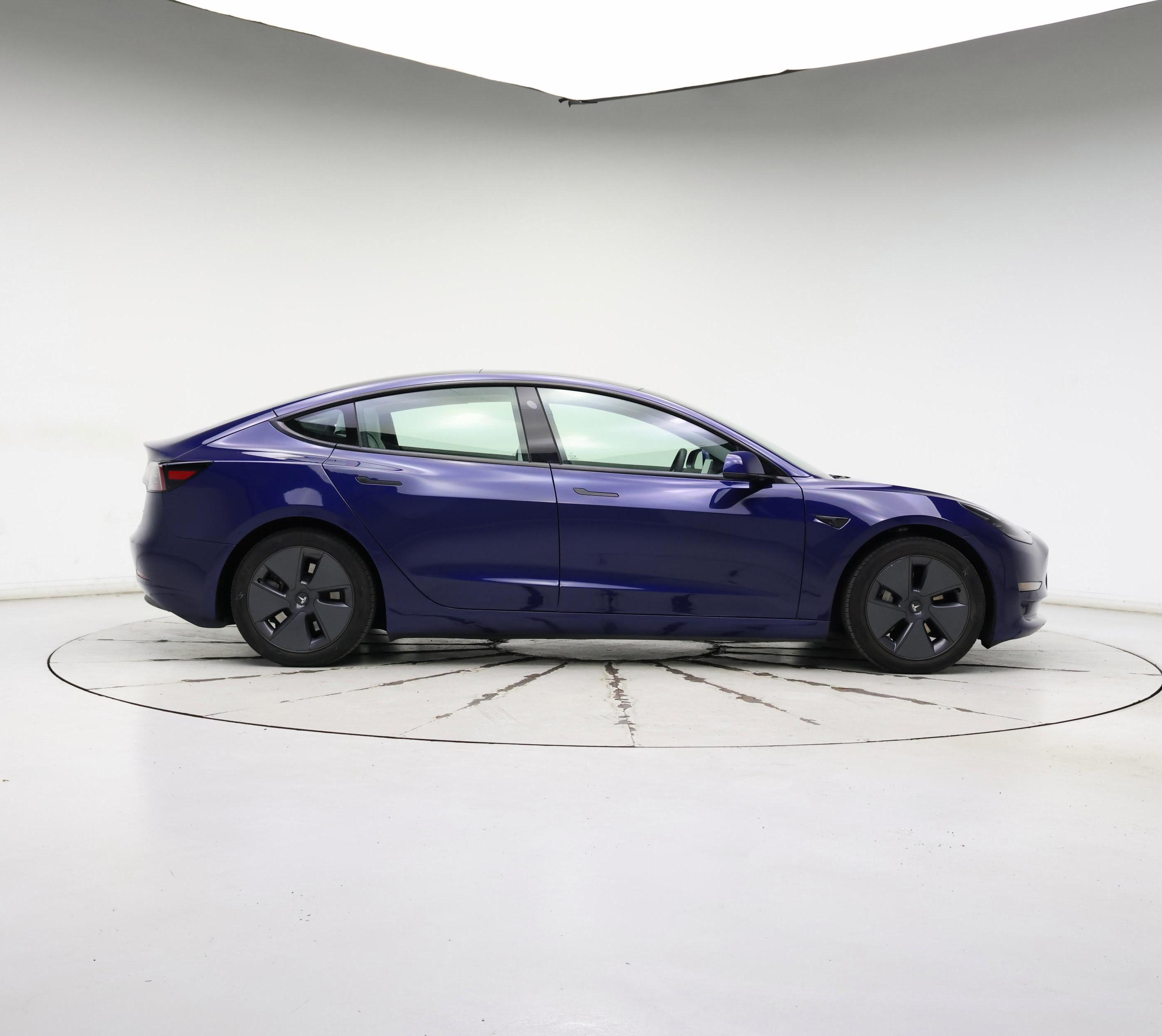 Thumbnail: 2022 Tesla Model 3 - 7