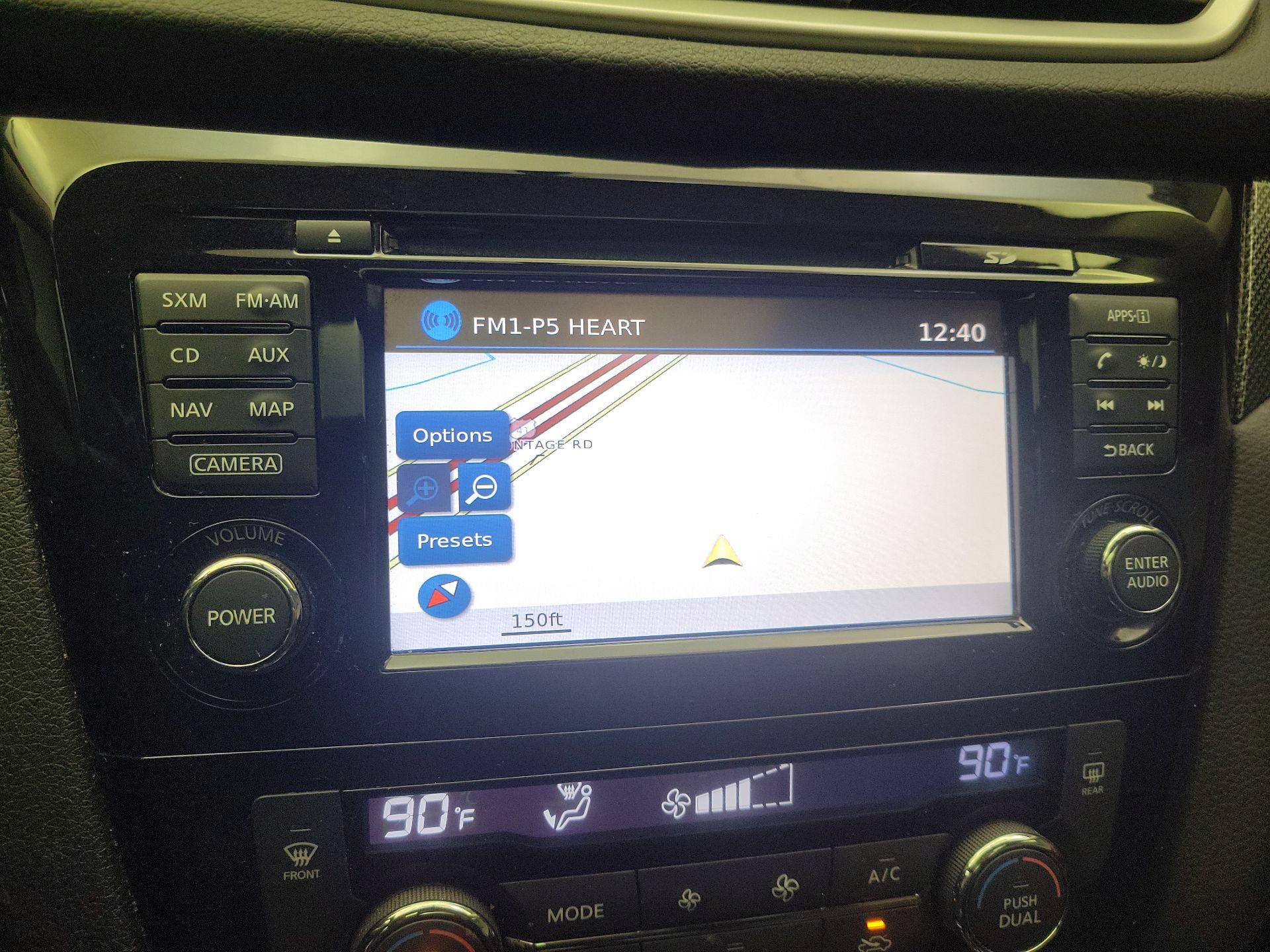 Thumbnail: 2015 Nissan Rogue - 14