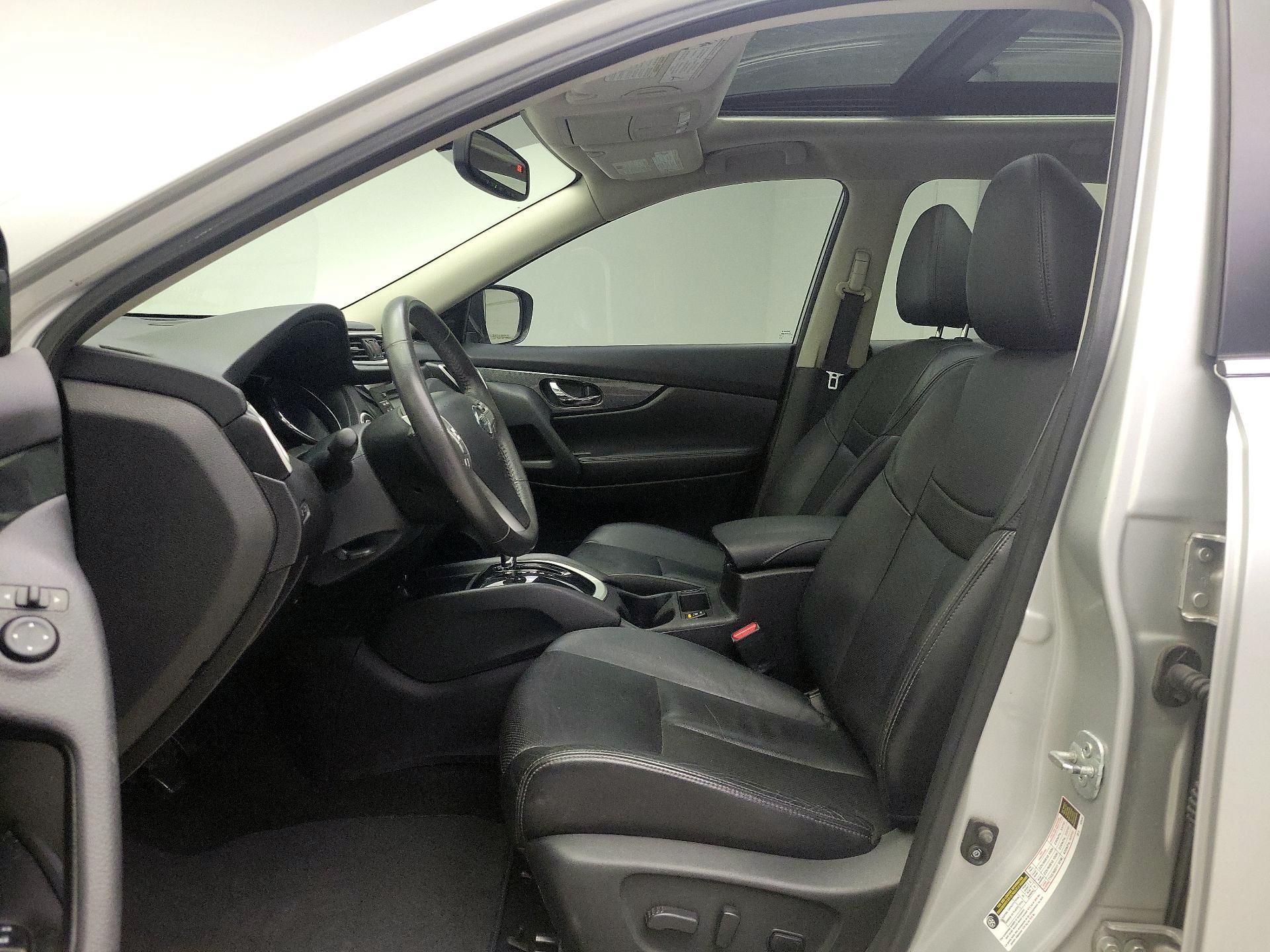 Thumbnail: 2015 Nissan Rogue - 20