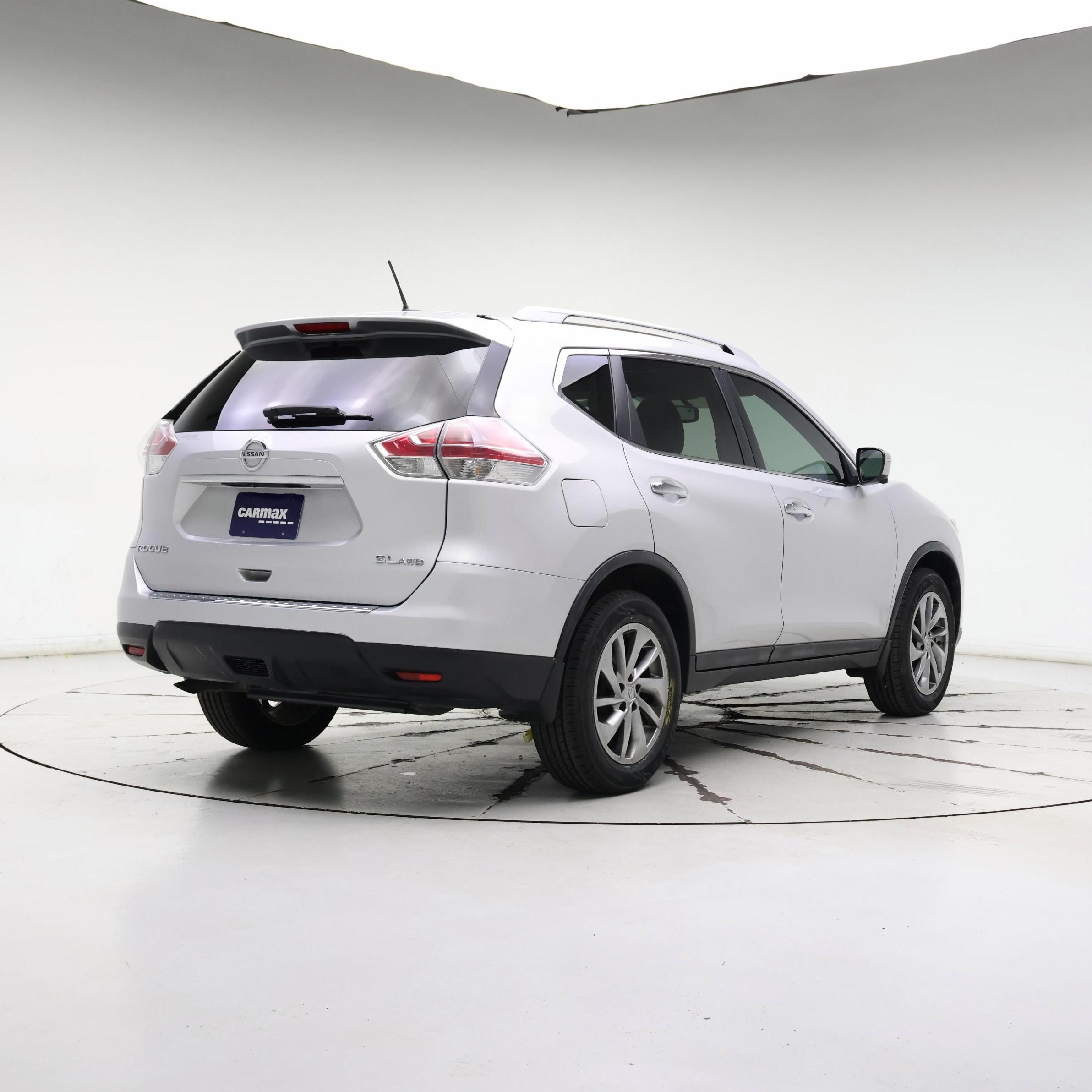 Thumbnail: 2015 Nissan Rogue - 8