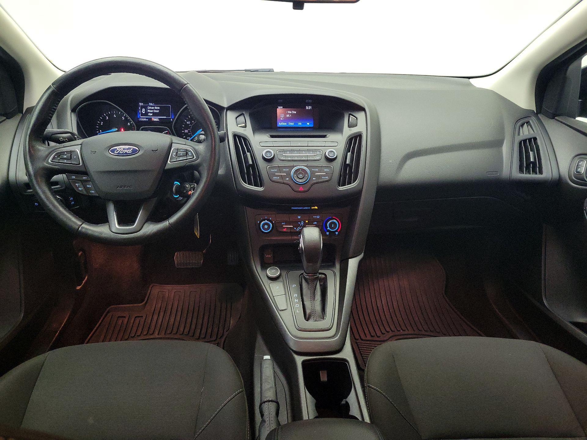 Thumbnail: 2017 Ford Focus - 9