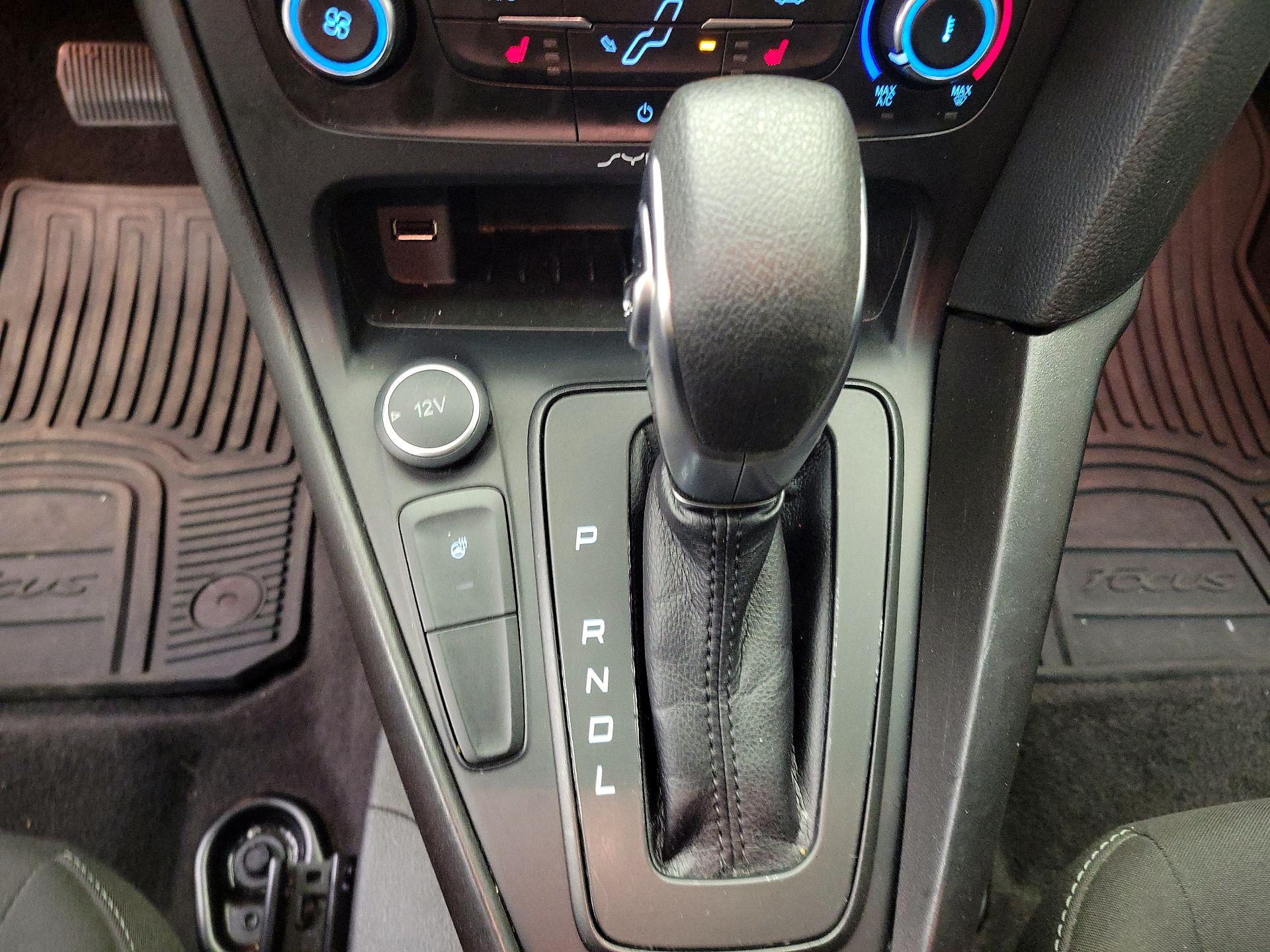 Thumbnail: 2017 Ford Focus - 17