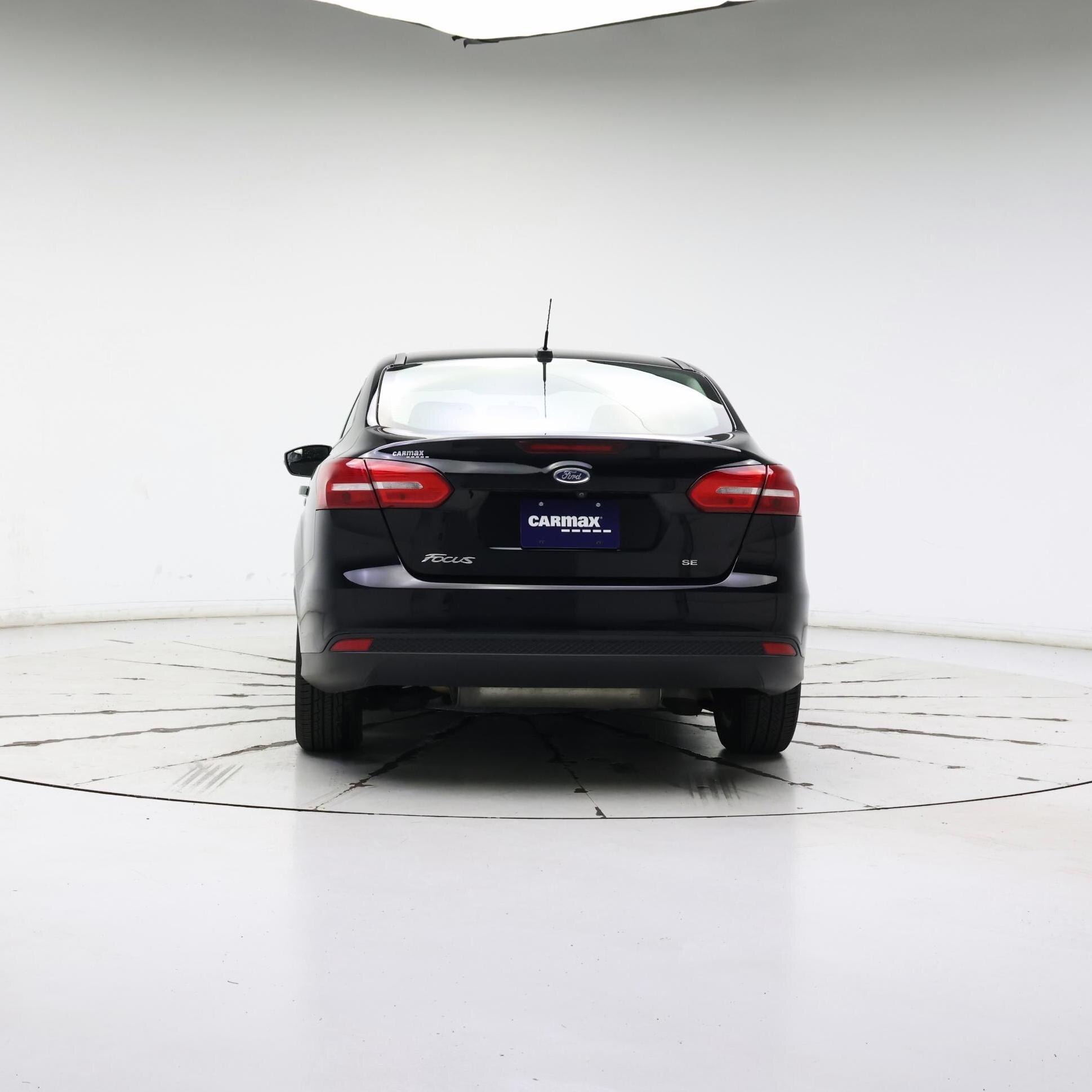 Thumbnail: 2017 Ford Focus - 6