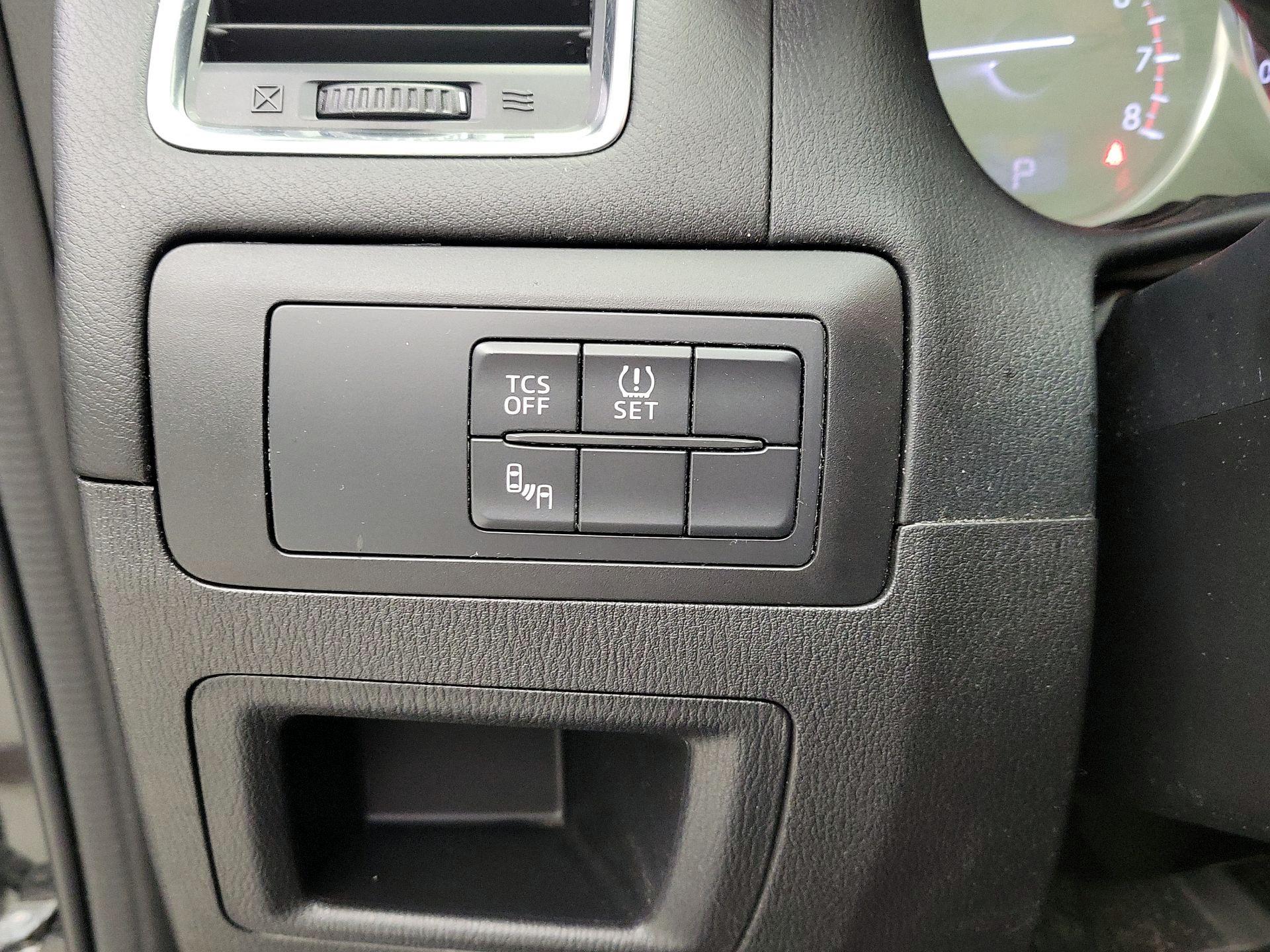 Thumbnail: 2016 Mazda CX-5 - 13