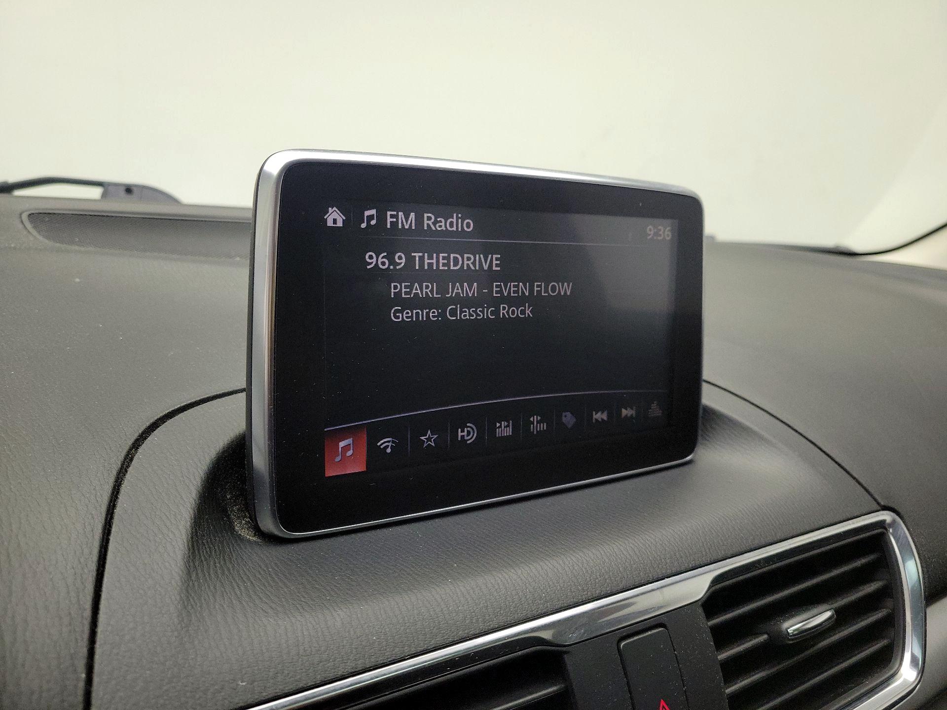 Thumbnail: 2015 Mazda Mazda3 - 16