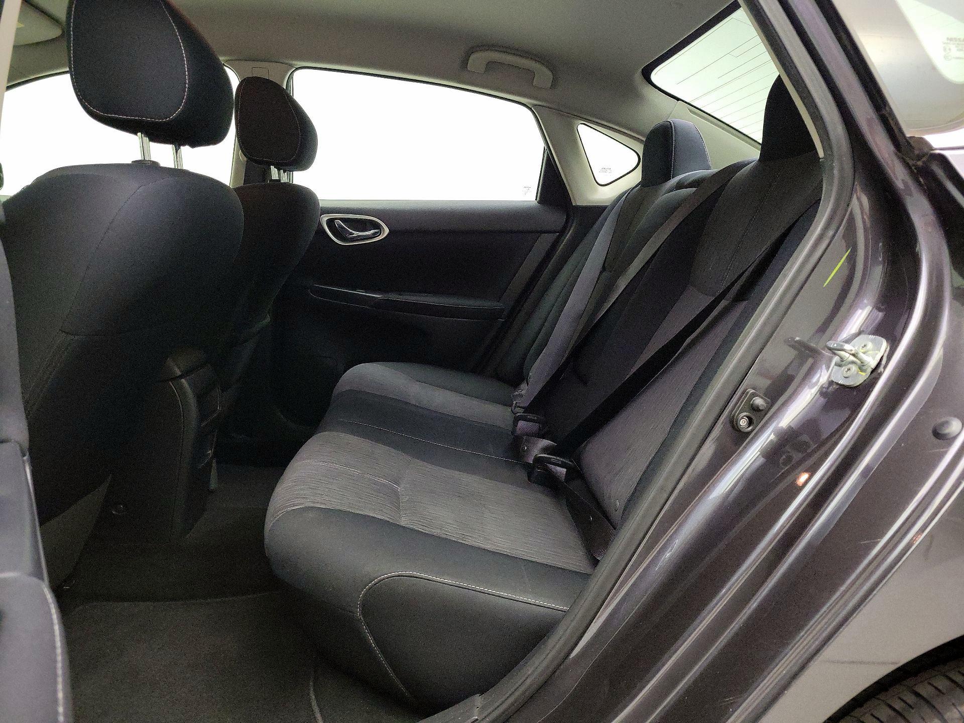 Thumbnail: 2014 Nissan Sentra - 17