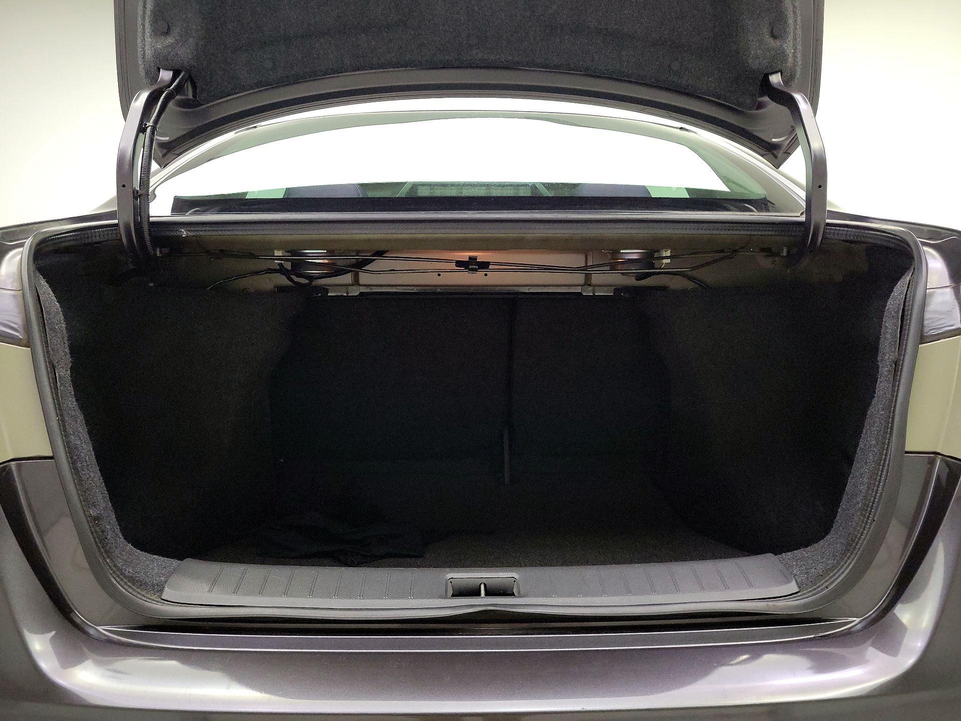 Thumbnail: 2014 Nissan Sentra - 18