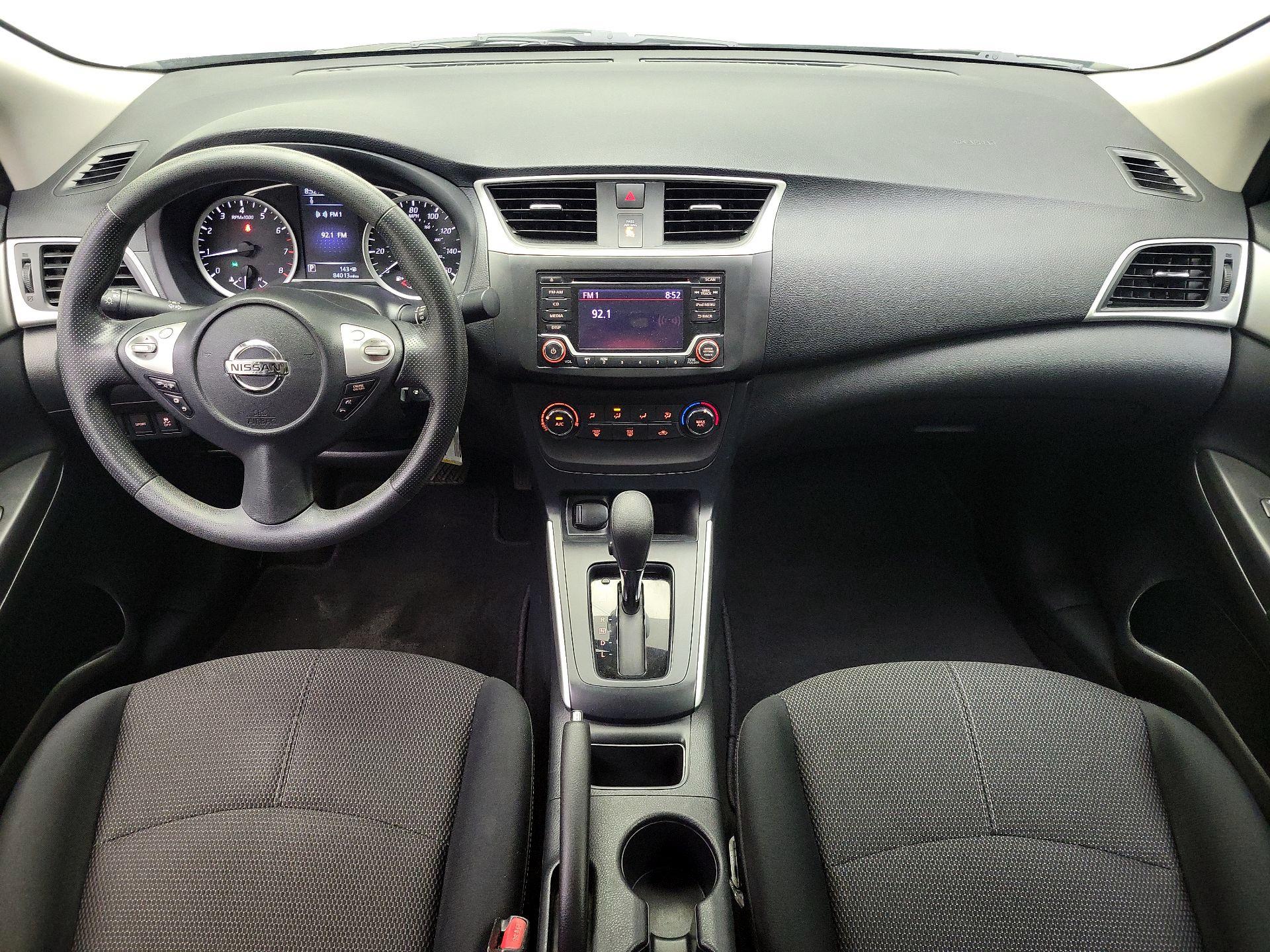 Thumbnail: 2018 Nissan Sentra - 9