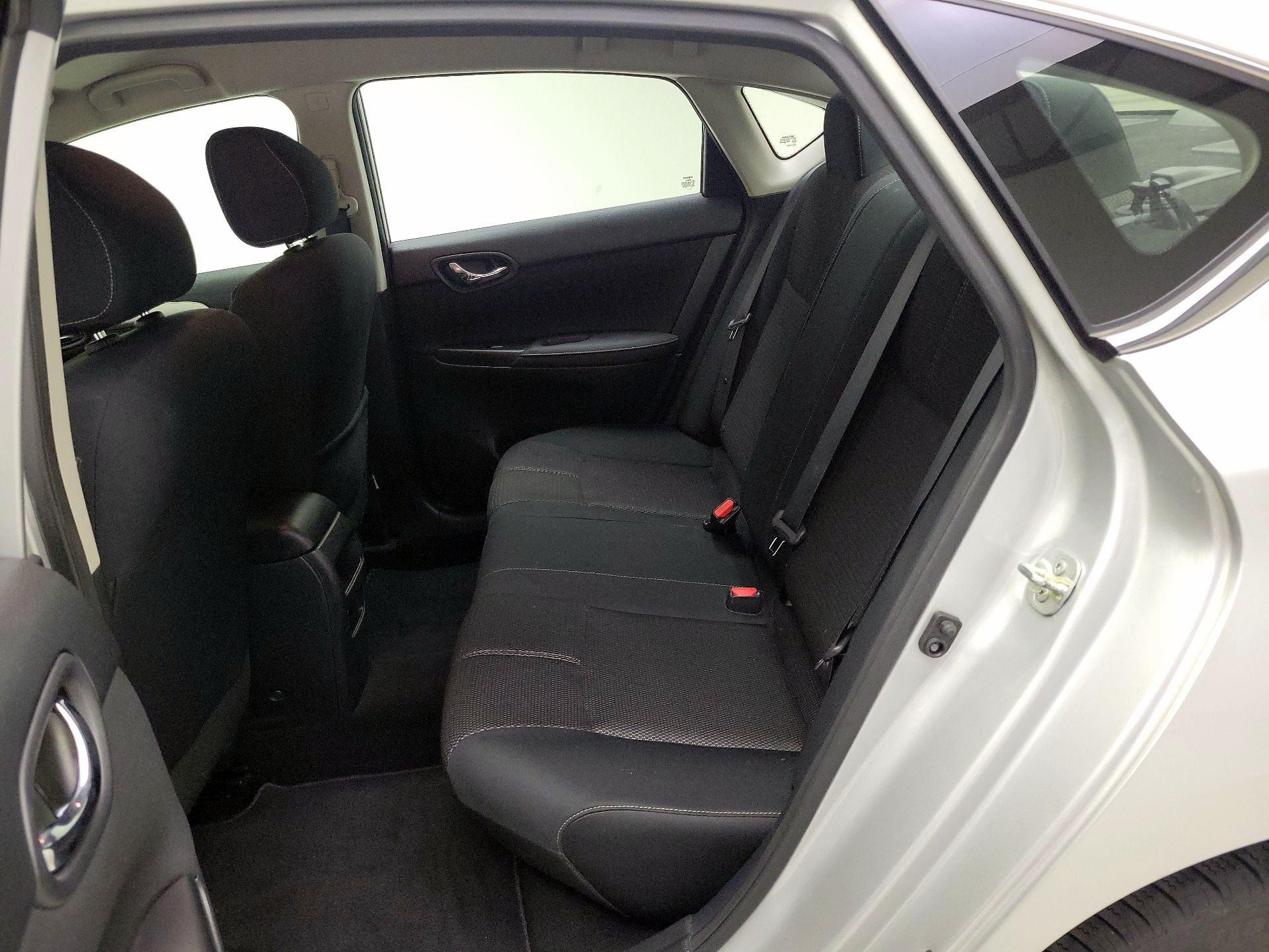 Thumbnail: 2018 Nissan Sentra - 19