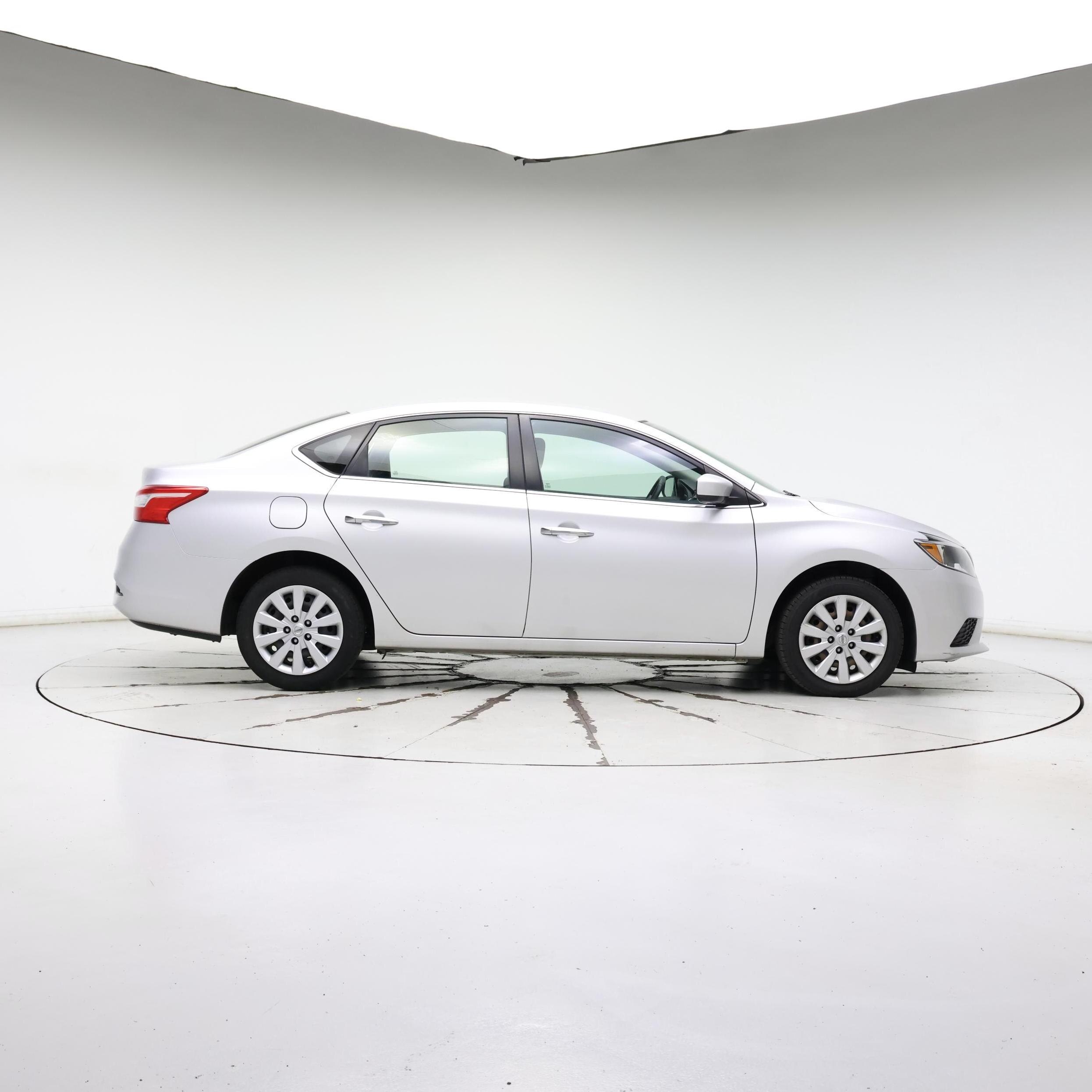 Thumbnail: 2018 Nissan Sentra - 7