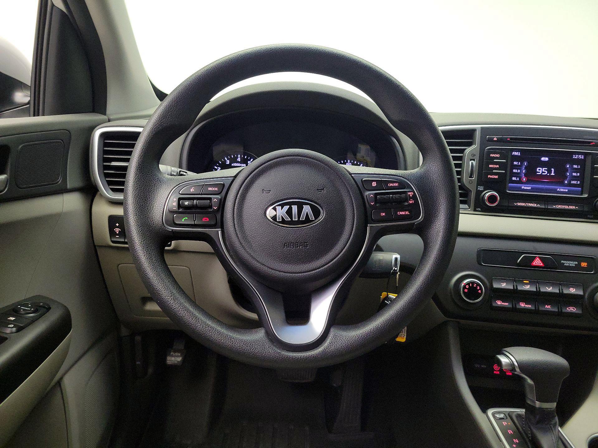 Thumbnail: 2017 Kia Sportage - 10