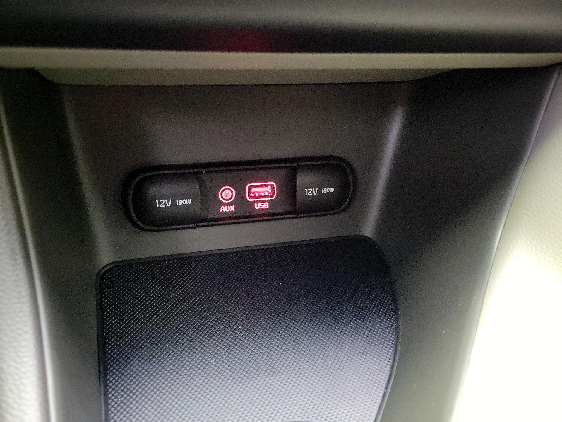 Thumbnail: 2017 Kia Sportage - 18