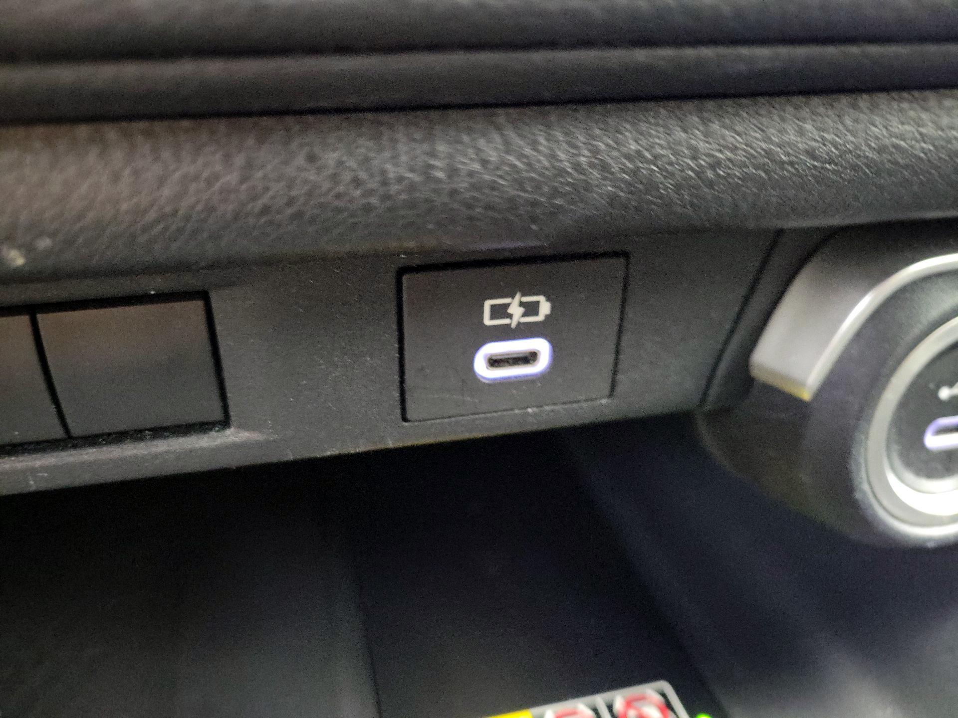 Thumbnail: 2024 Toyota Grand Highlander - 18