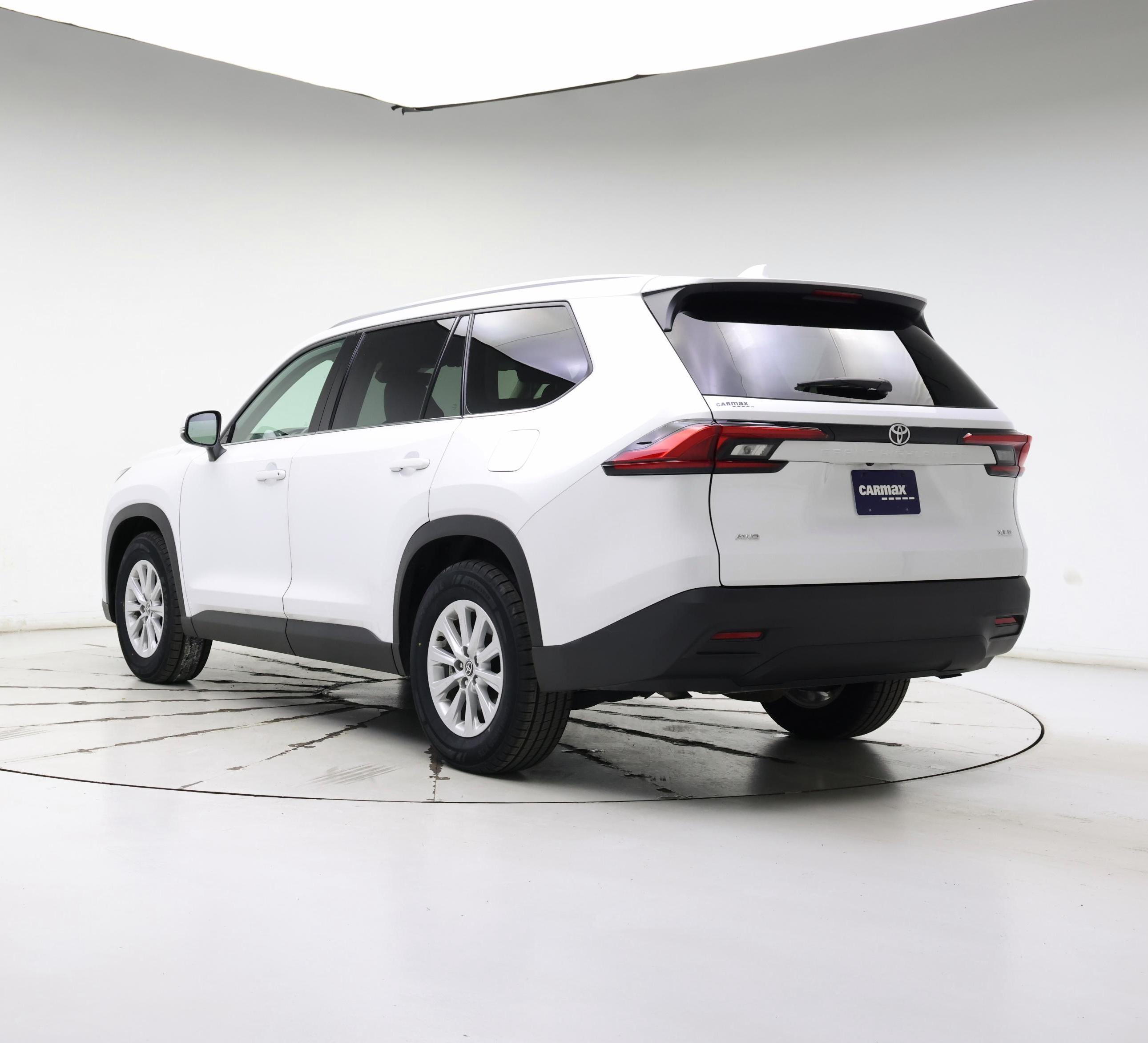 Thumbnail: 2024 Toyota Grand Highlander - 2