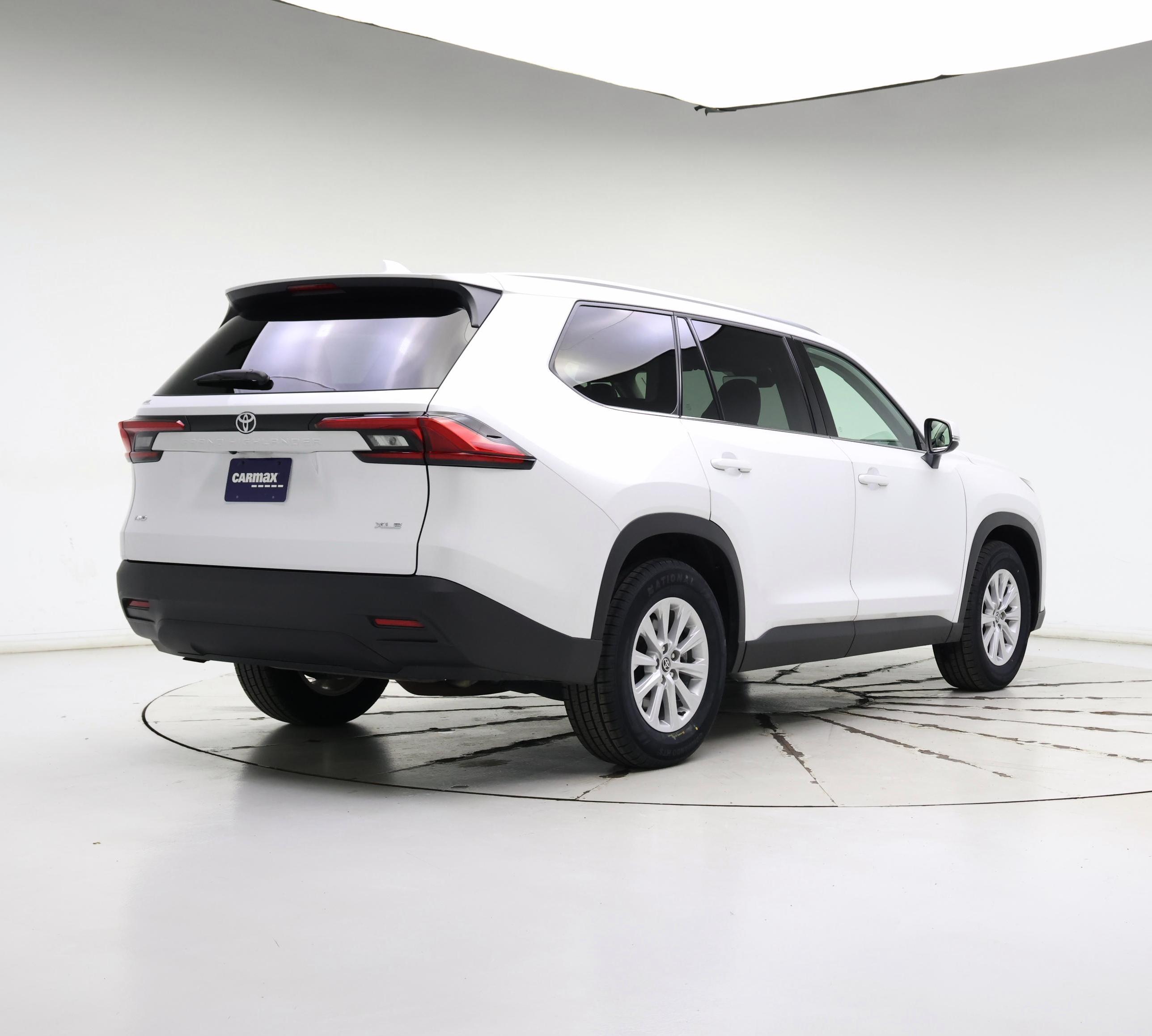 Thumbnail: 2024 Toyota Grand Highlander - 8