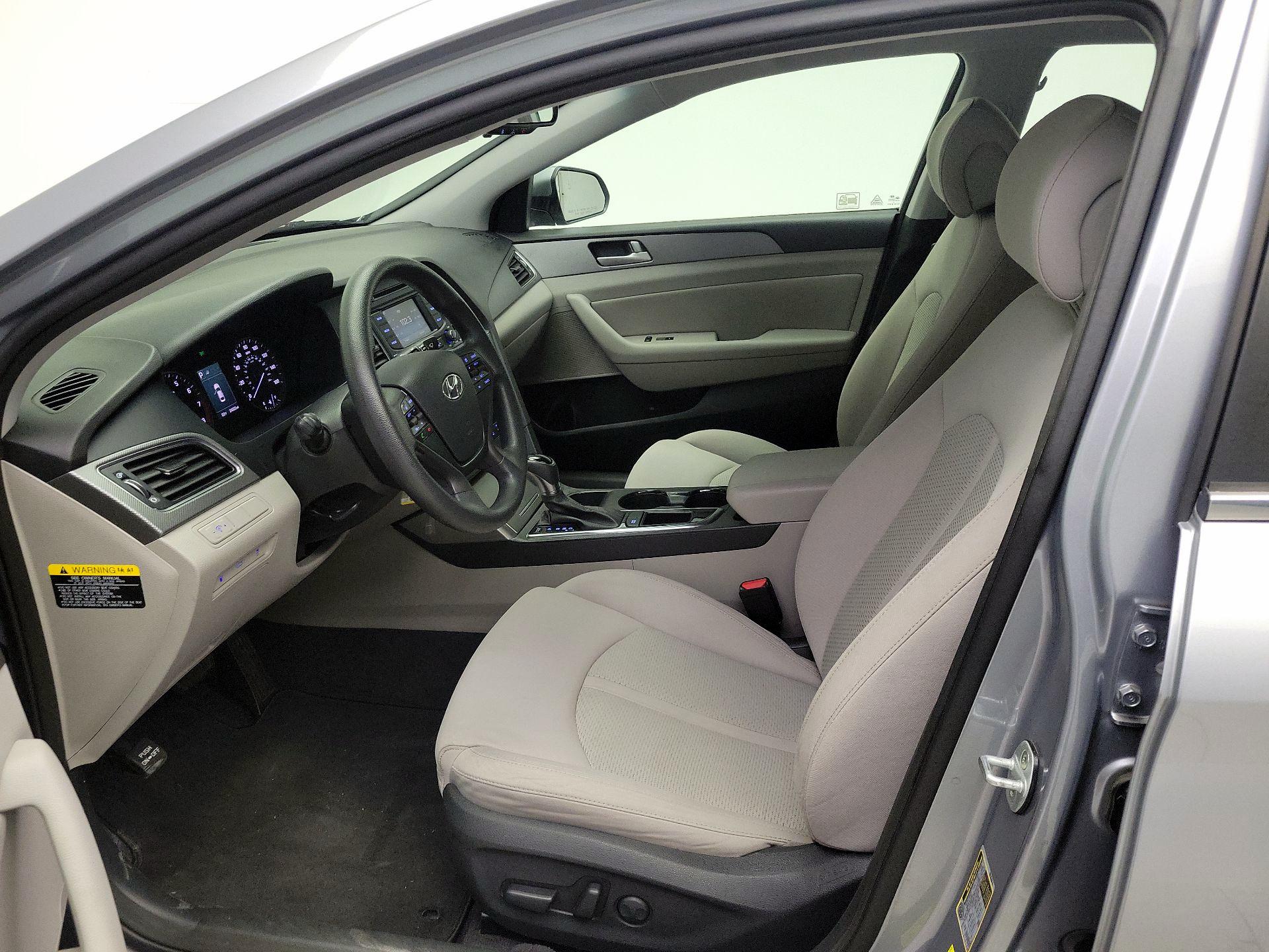 Thumbnail: 2015 Hyundai Sonata - 11