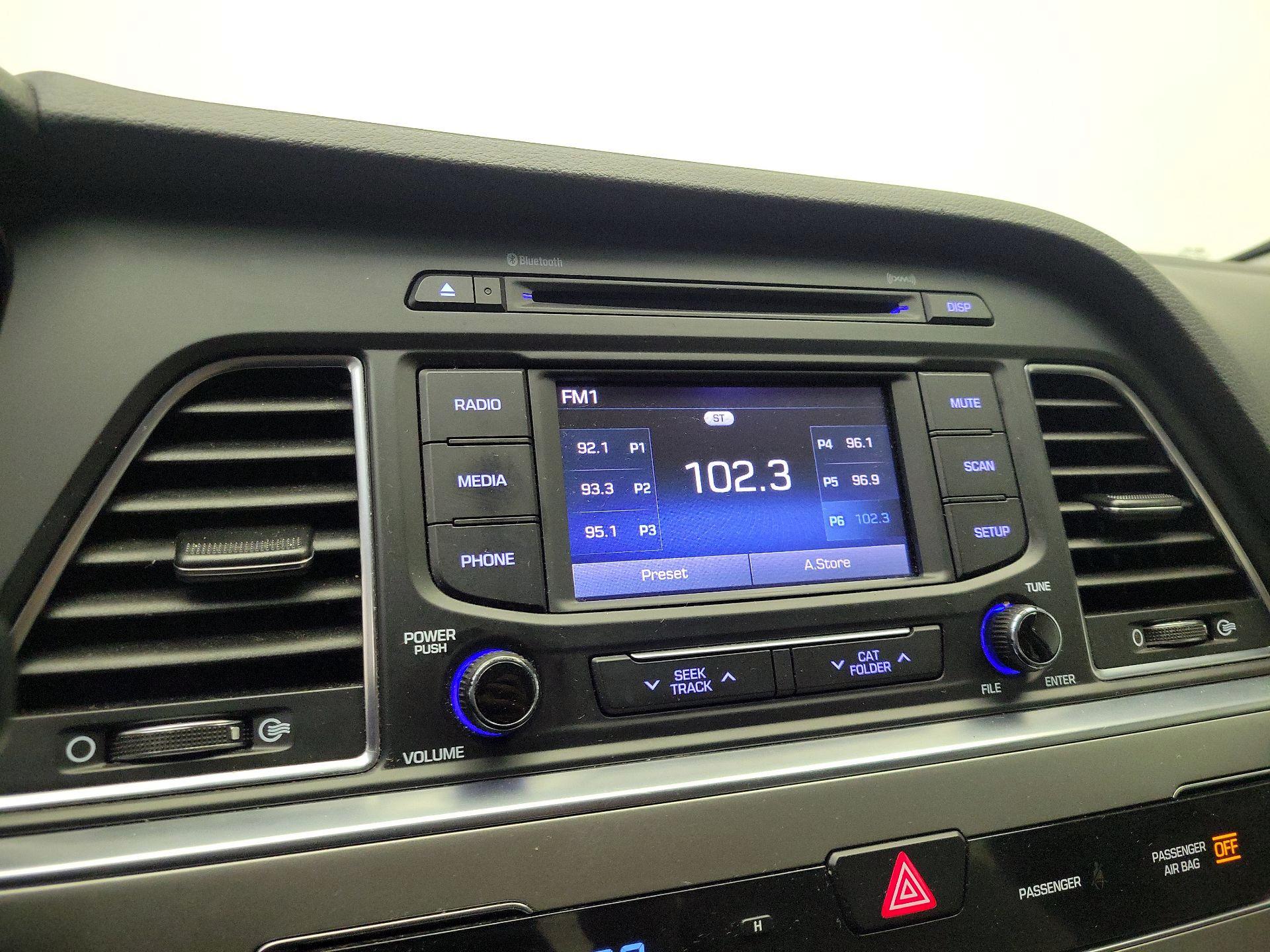 Thumbnail: 2015 Hyundai Sonata - 15