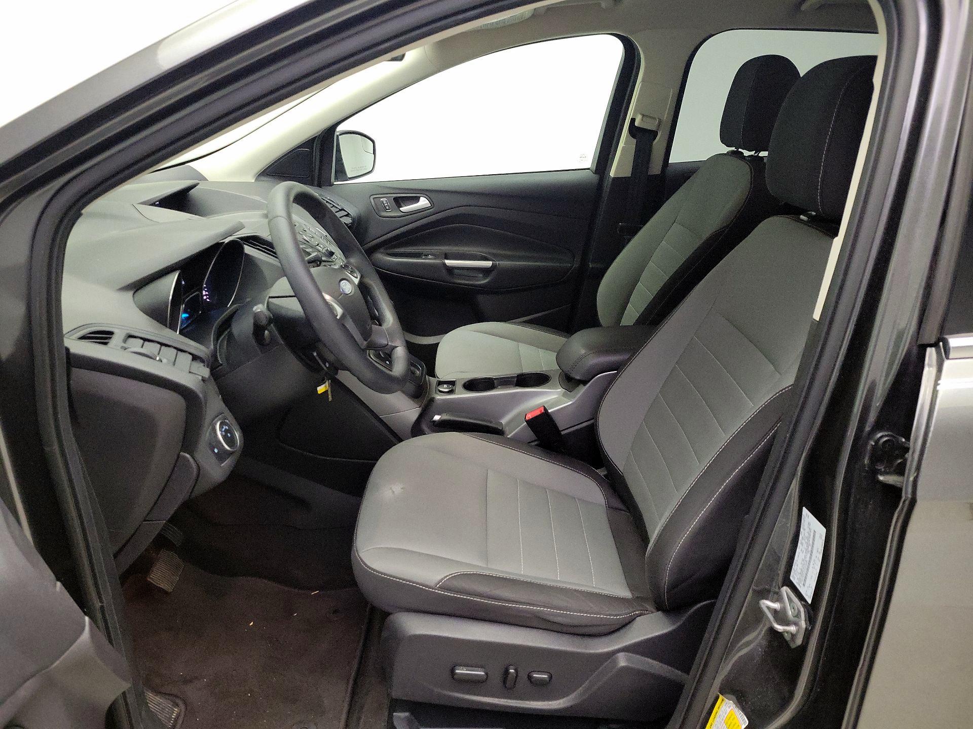 Thumbnail: 2016 Ford Escape - 11