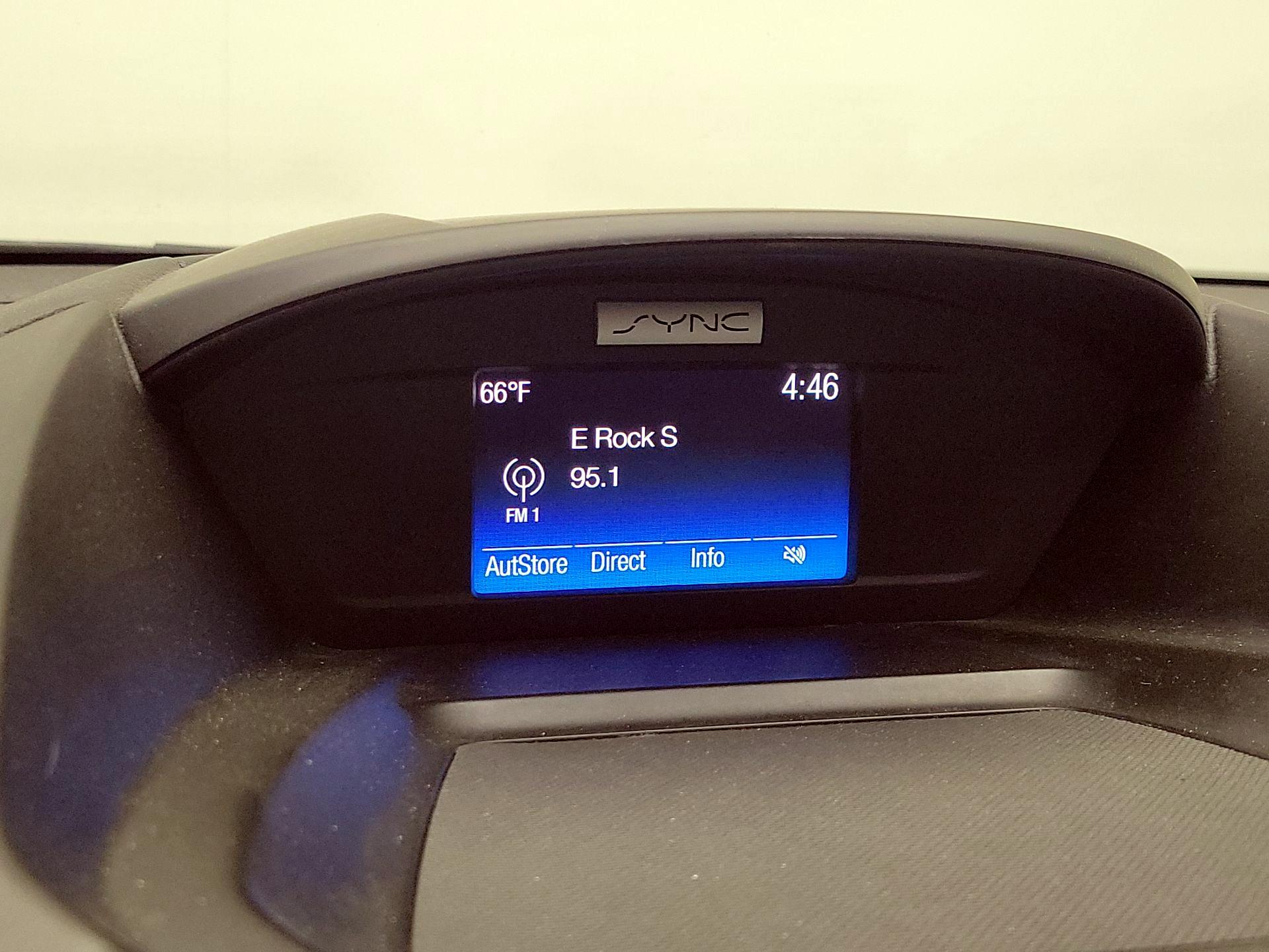 Thumbnail: 2016 Ford Escape - 15