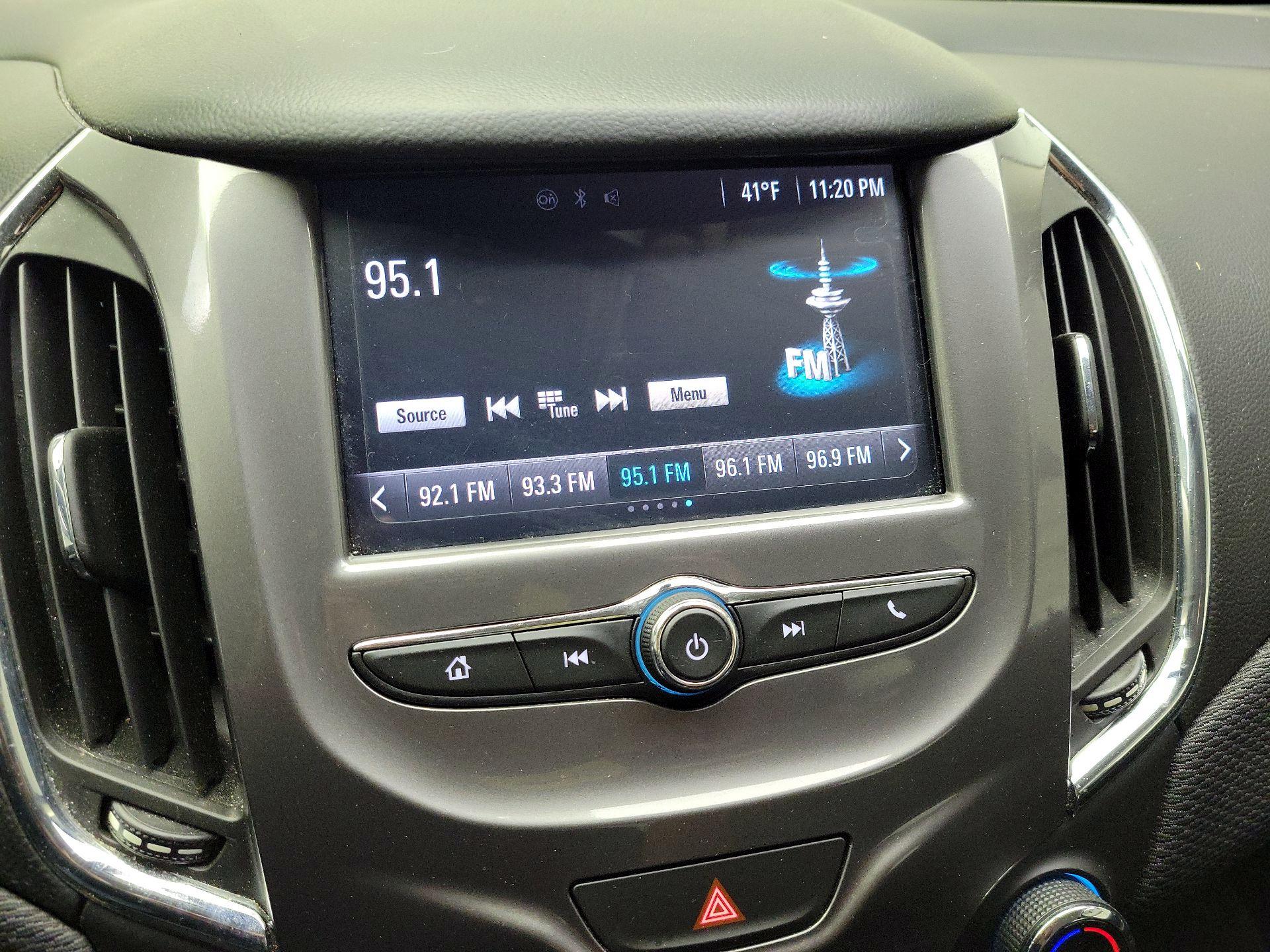 Thumbnail: 2016 Chevrolet Cruze - 15