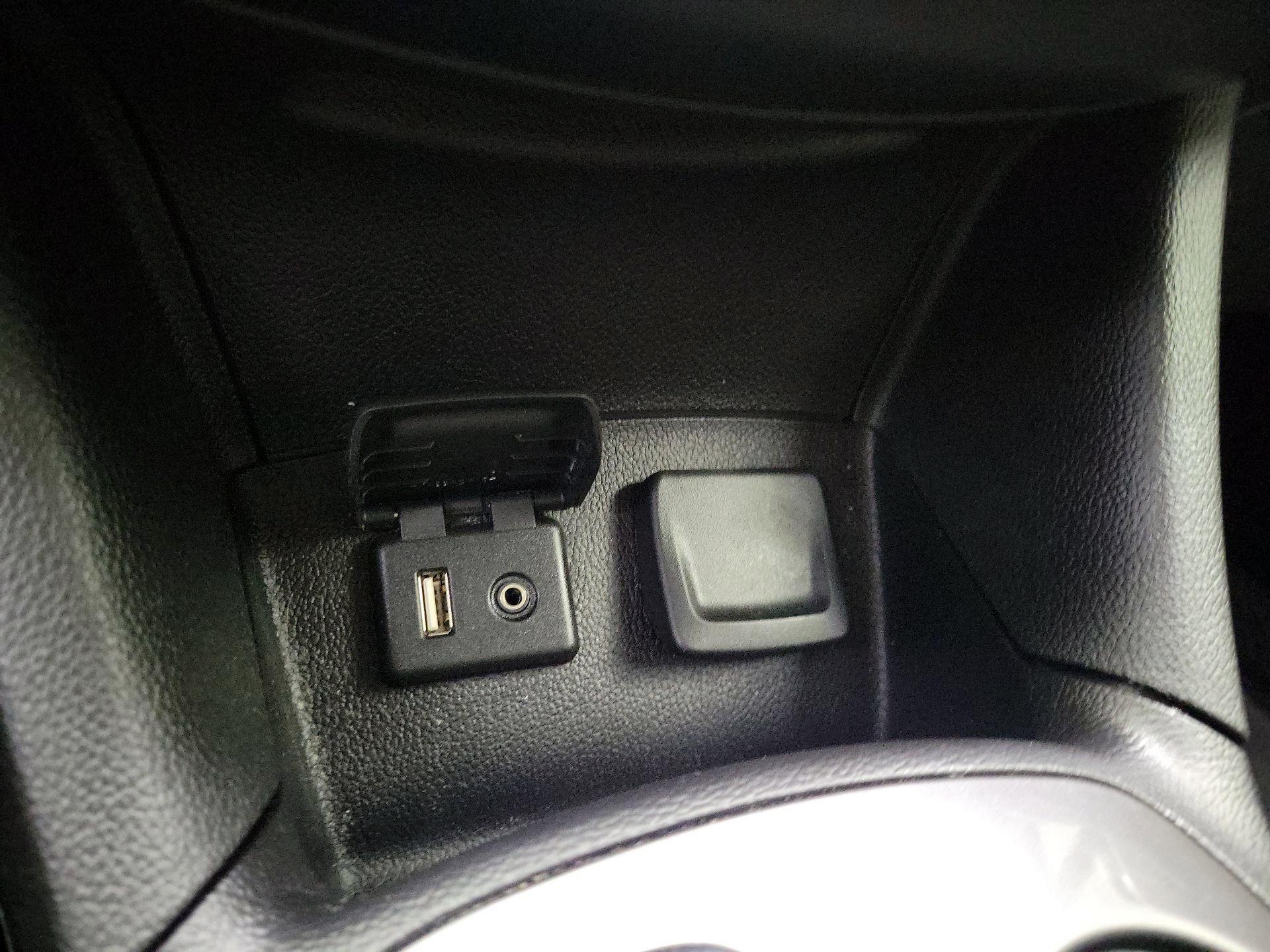 Thumbnail: 2016 Chevrolet Cruze - 17