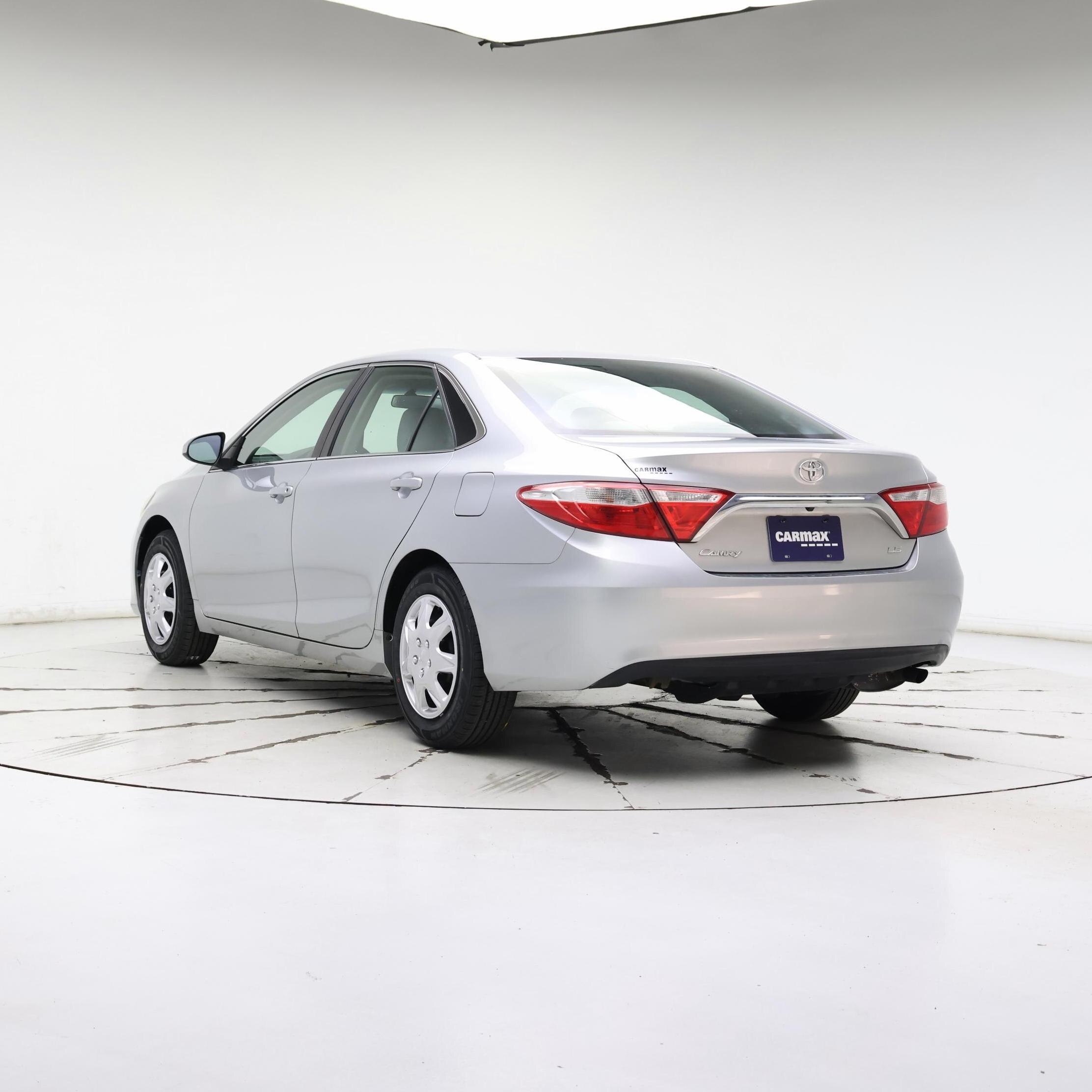 Thumbnail: 2016 Toyota Camry - 2