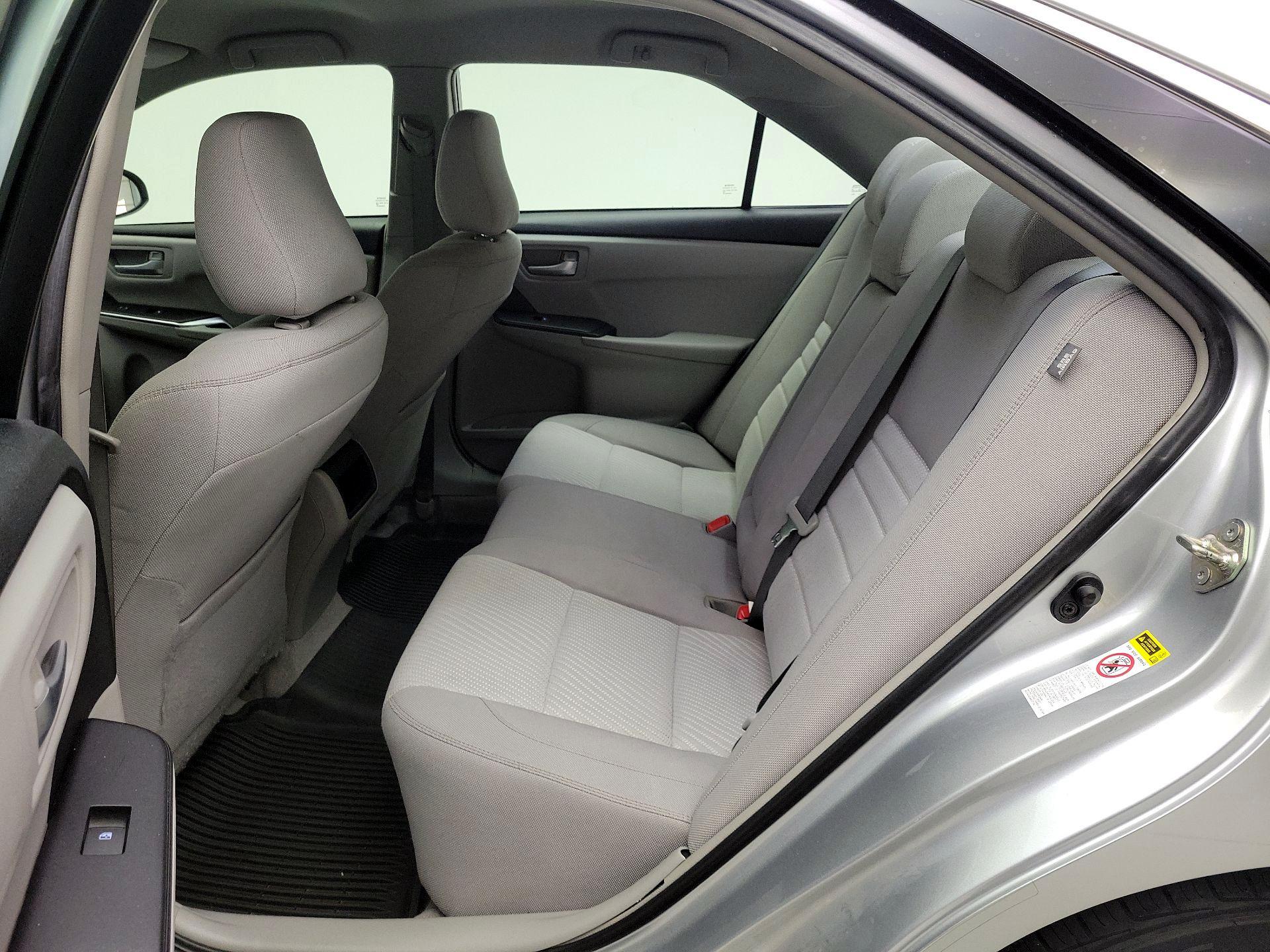 Thumbnail: 2016 Toyota Camry - 19