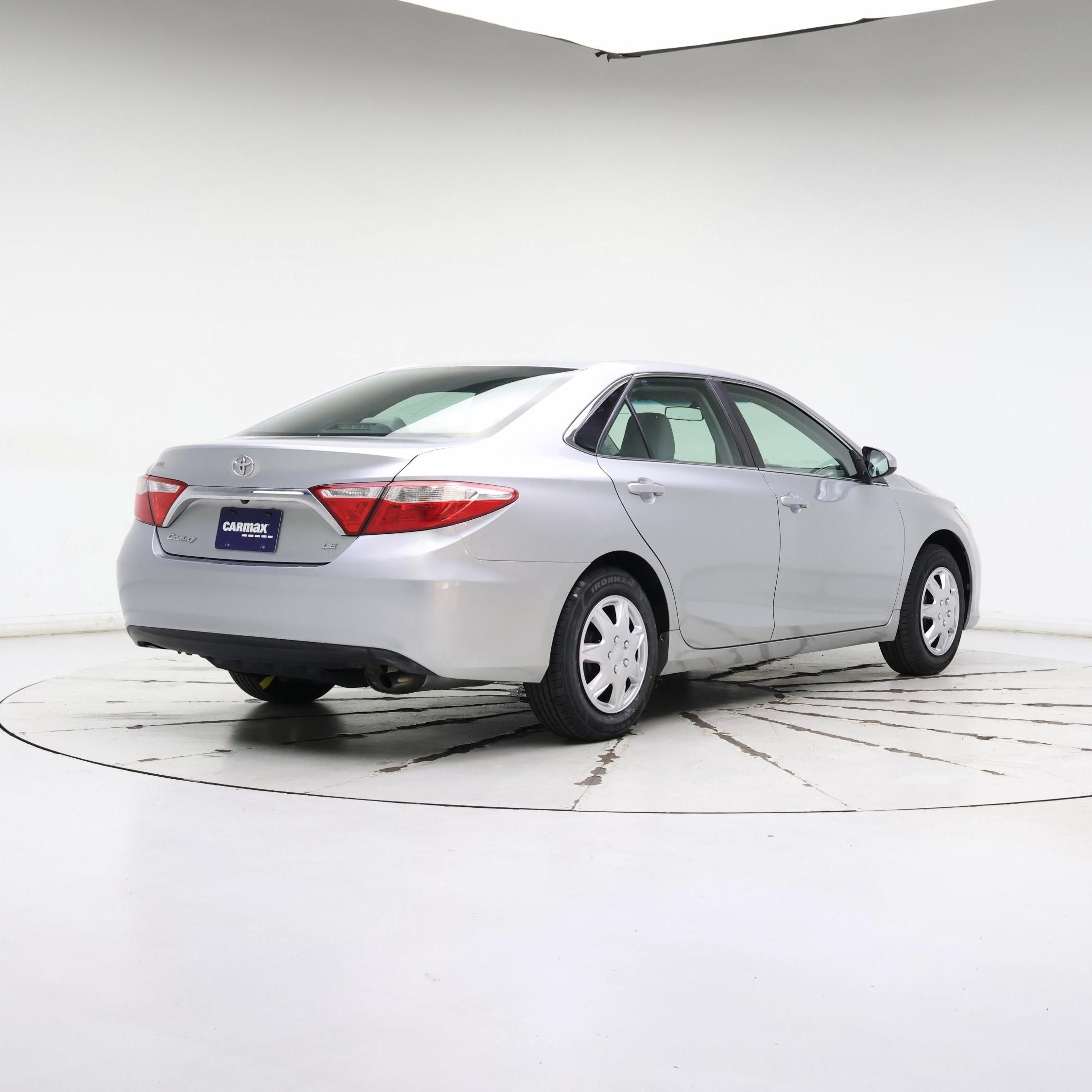 Thumbnail: 2016 Toyota Camry - 8