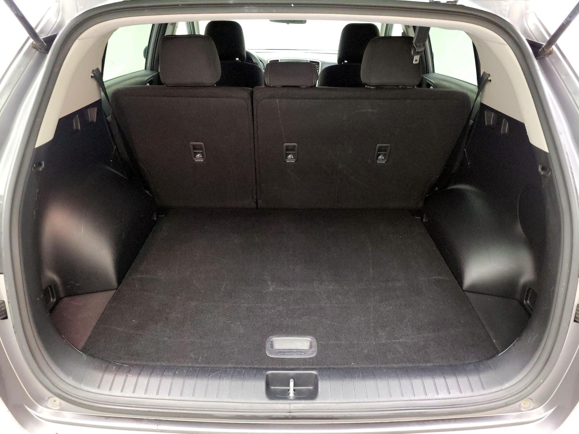 Thumbnail: 2018 Kia Sportage - 20