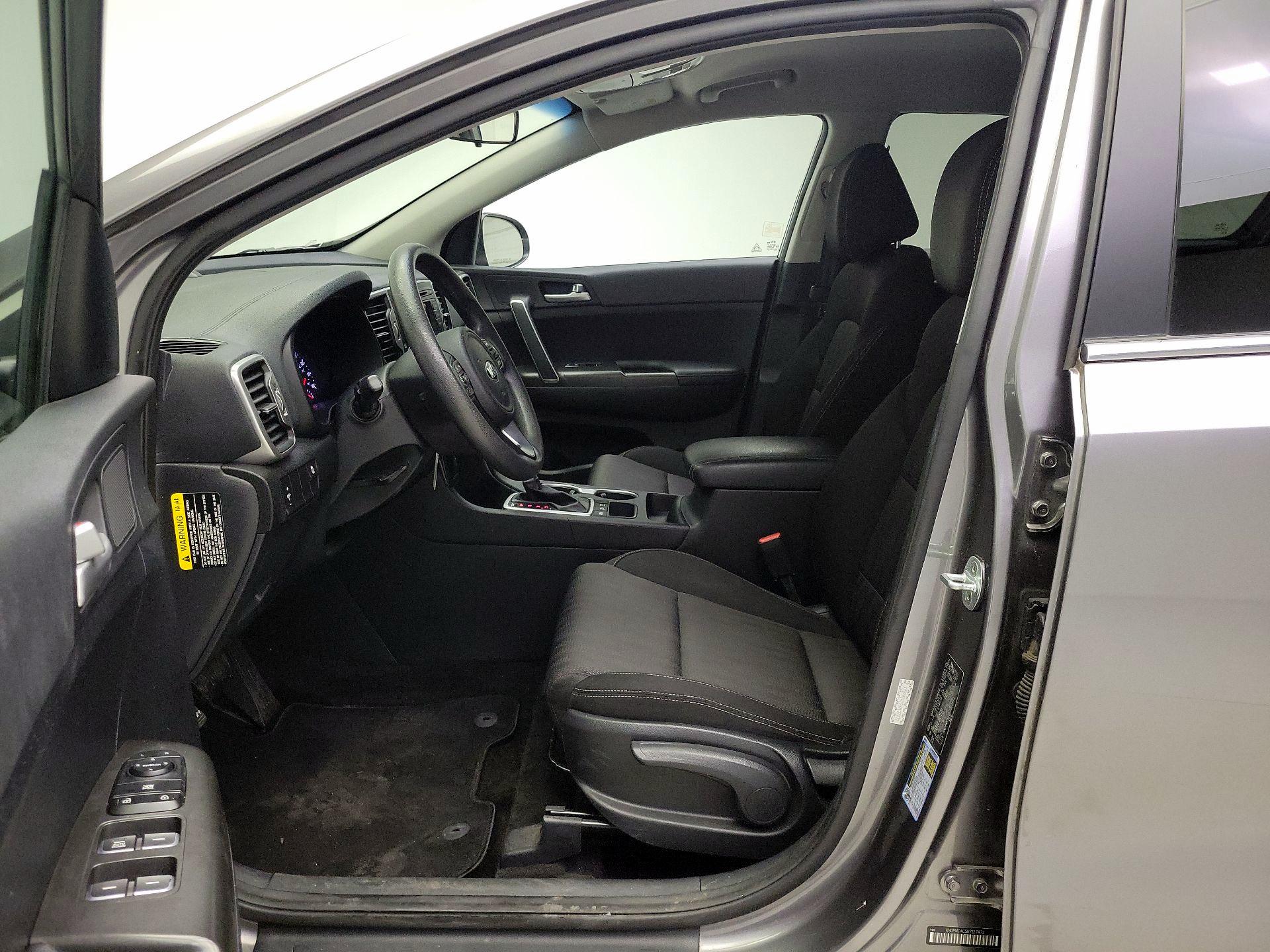 Thumbnail: 2017 Kia Sportage - 11