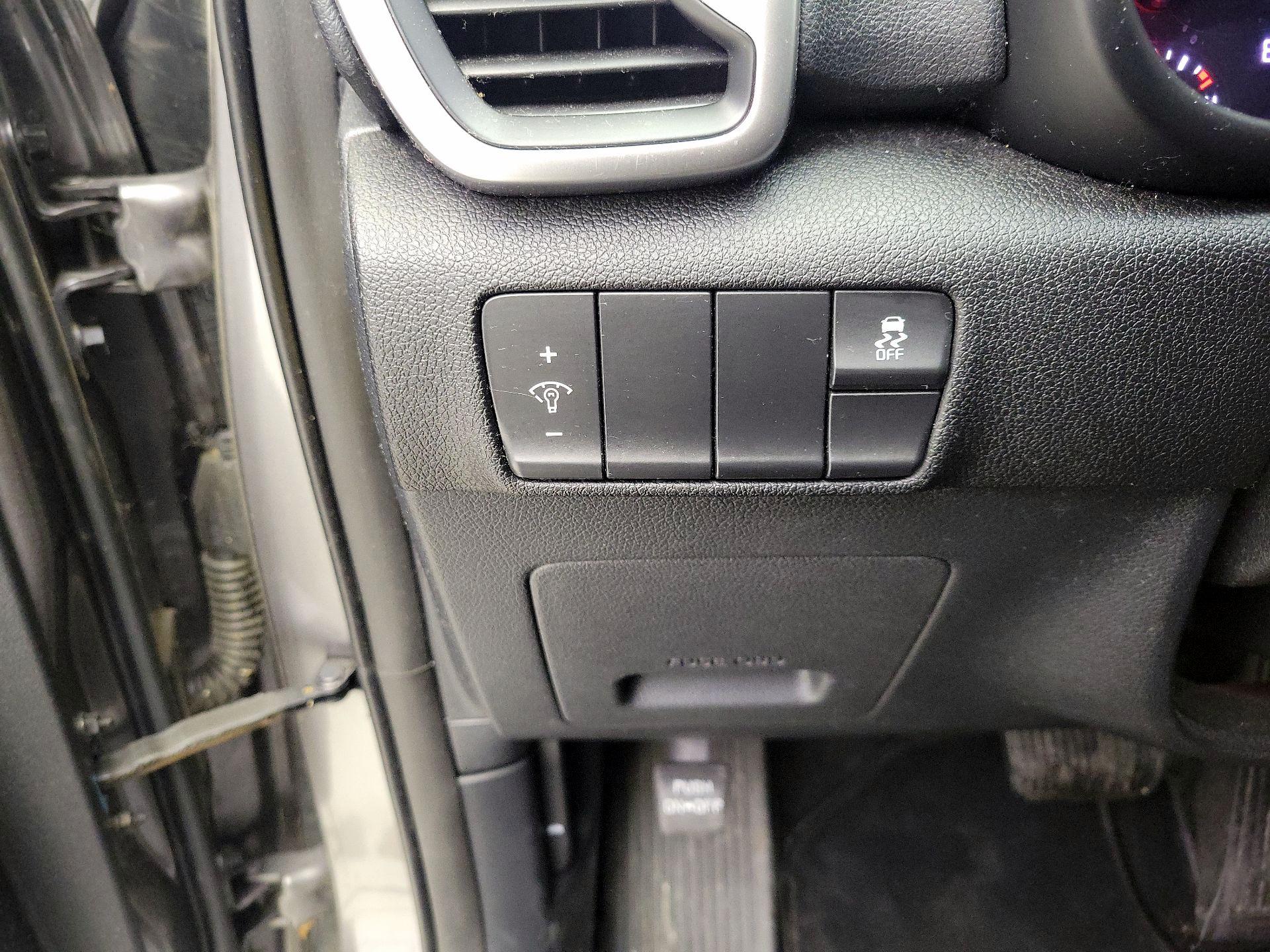 Thumbnail: 2017 Kia Sportage - 13