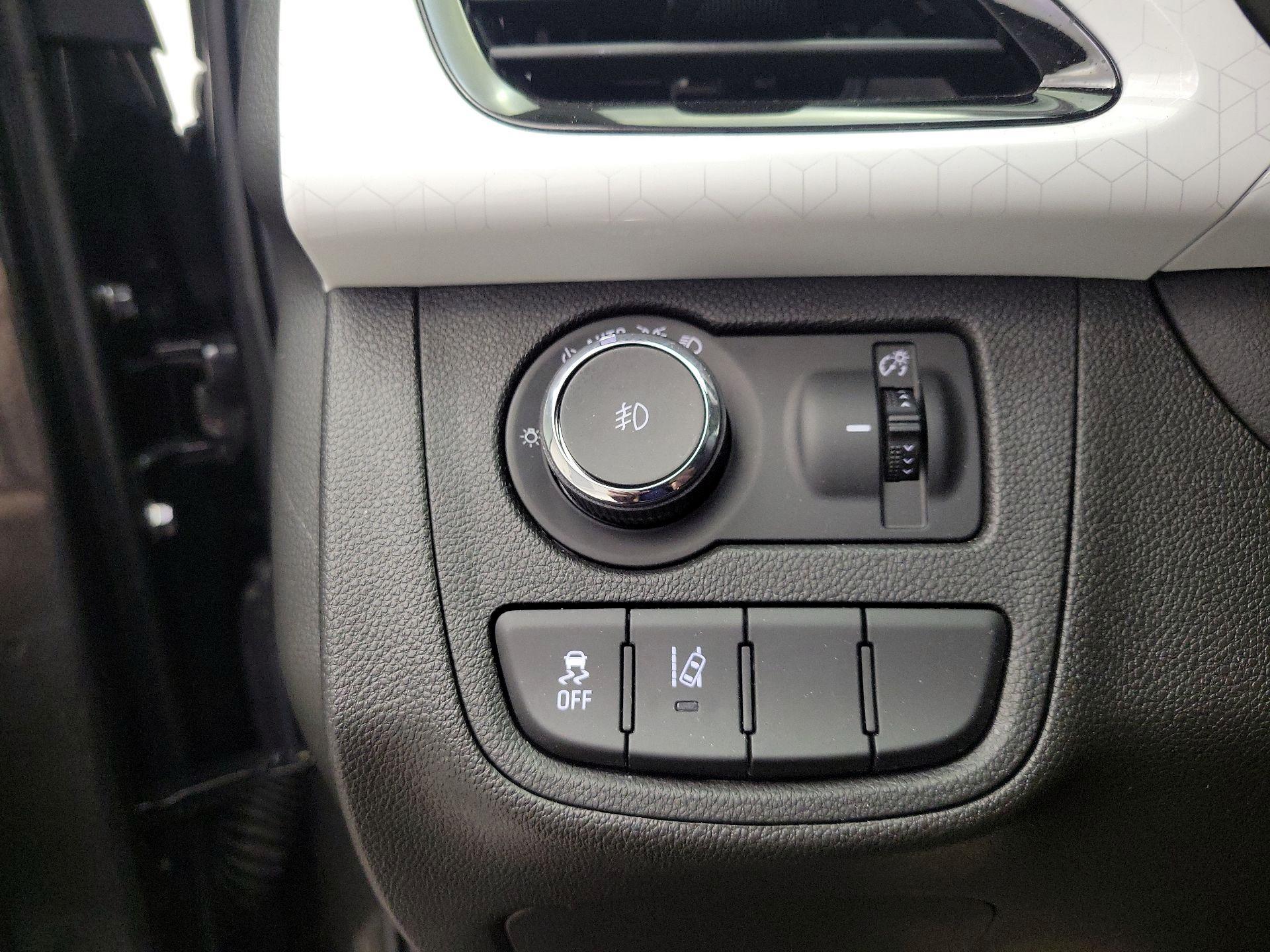 Thumbnail: 2017 Chevrolet Spark - 13