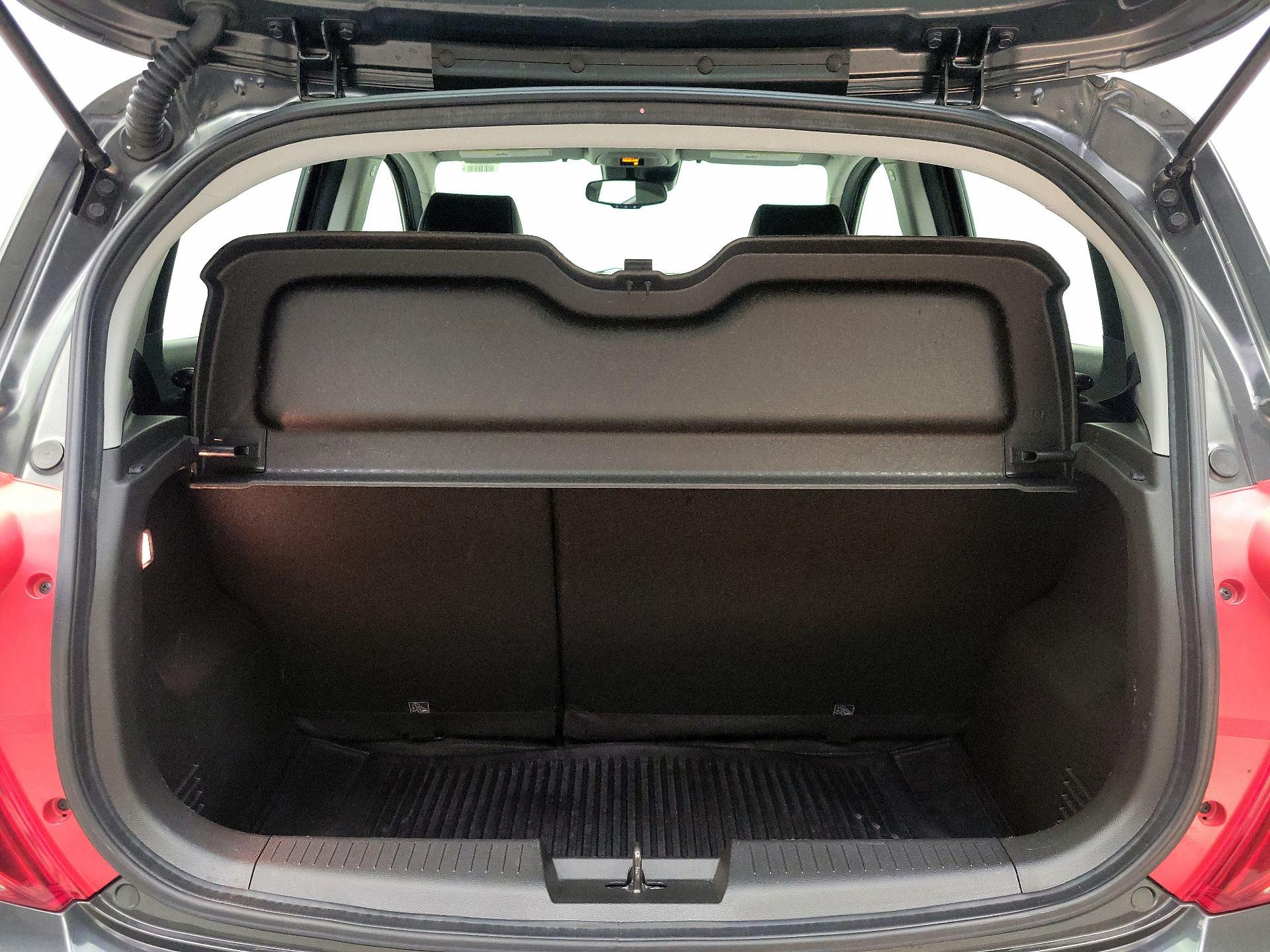 Thumbnail: 2017 Chevrolet Spark - 20