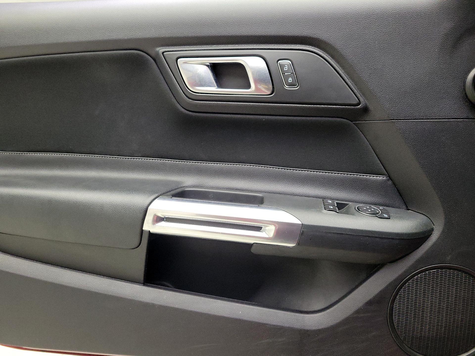 Thumbnail: 2018 Ford Mustang - 12