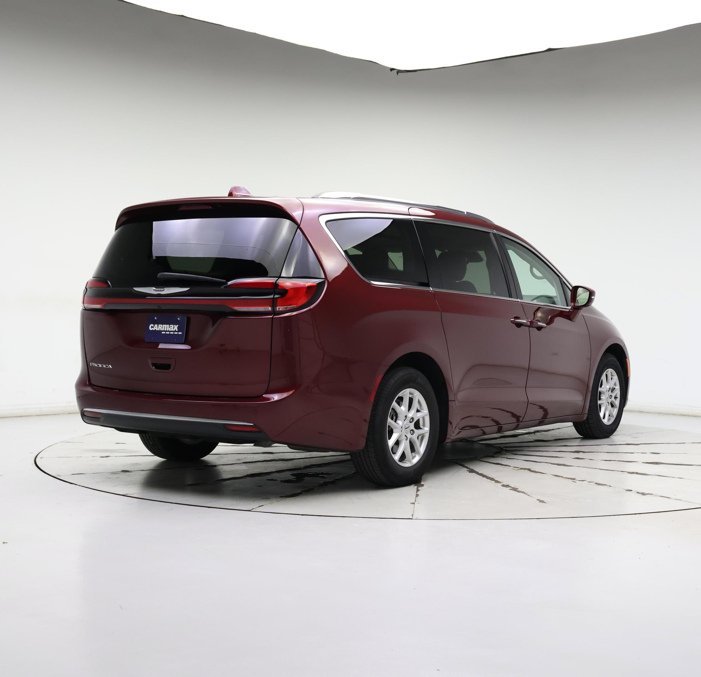 Thumbnail: 2021 Chrysler Pacifica - 8