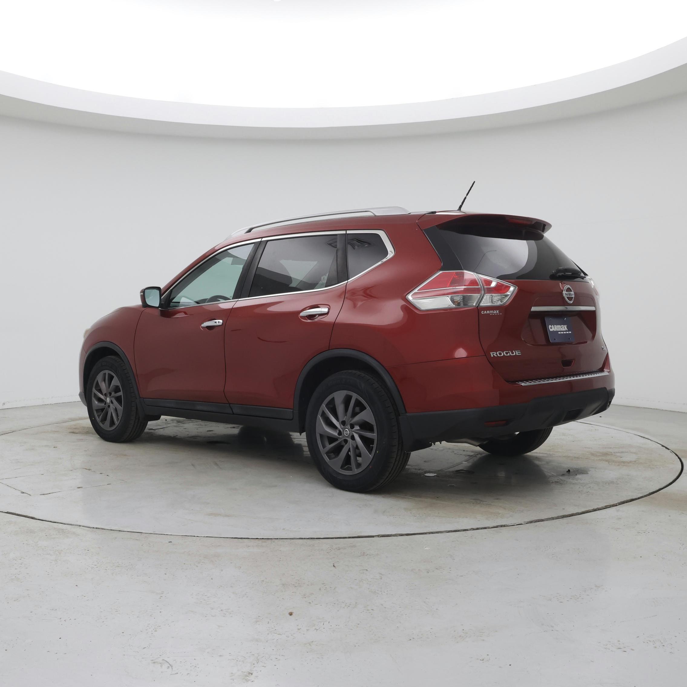 Thumbnail: 2016 Nissan Rogue - 2