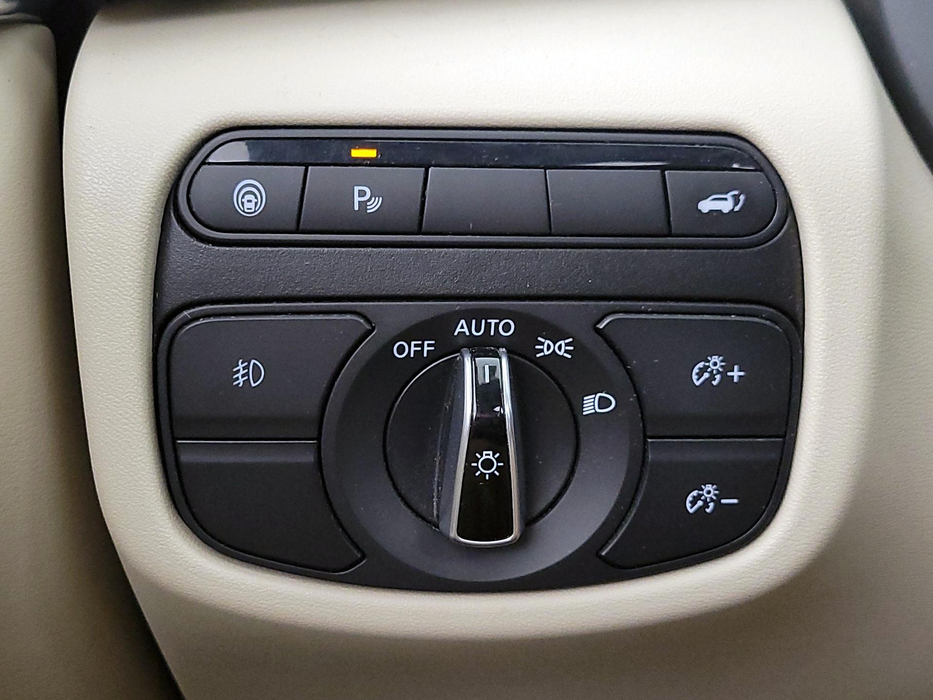 Thumbnail: 2019 INFINITI QX50 - 13