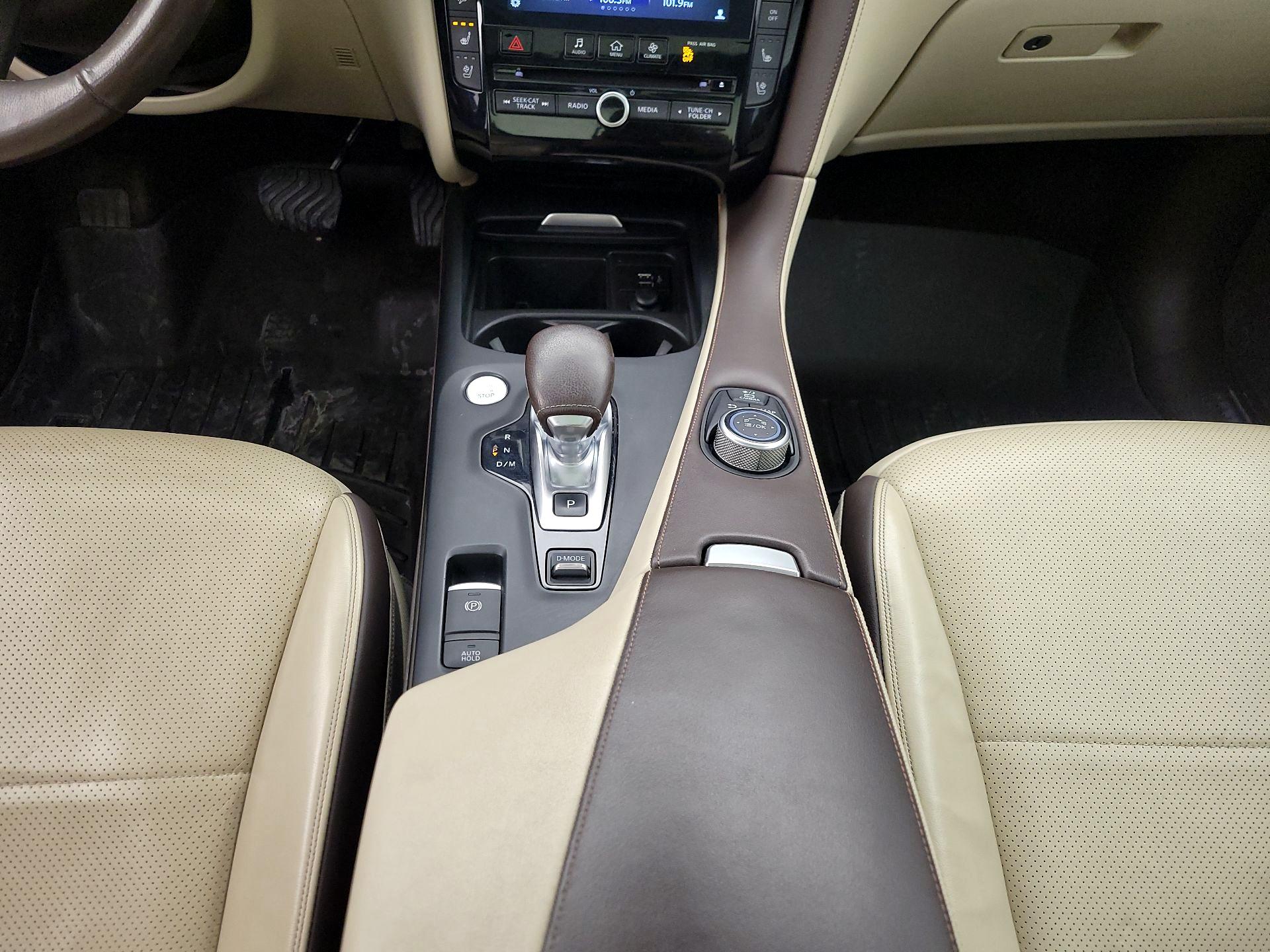 Thumbnail: 2019 INFINITI QX50 - 18